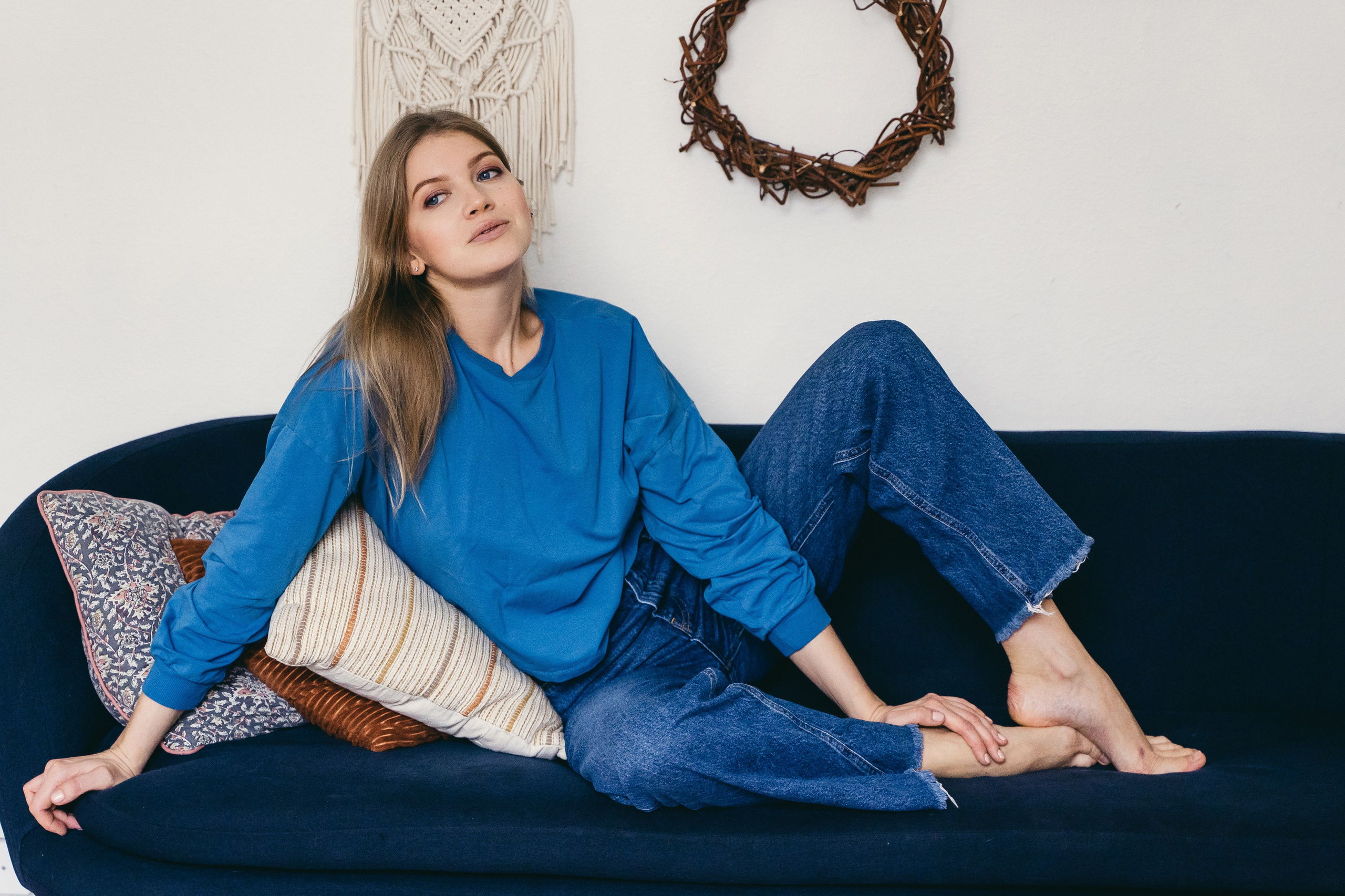 Женский фотограф в Москве и Московской области. Женская фотосессия. Женственные фотографии. Фотографии красивых женщин. Красивая стильная женская фотосессия. Контент-фотосессия. Визуал для блога.м