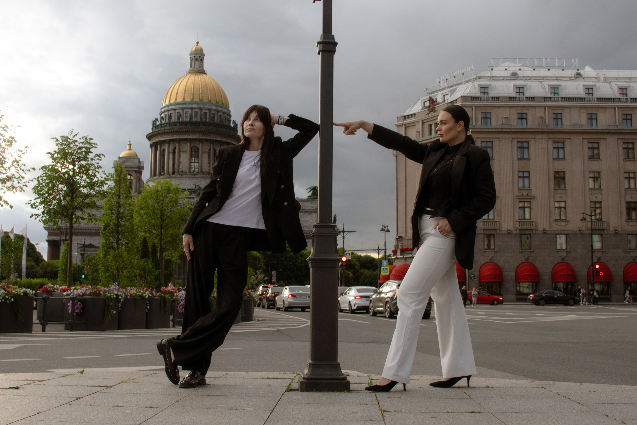 Masha & Masha в Петербурге. Фотограф в Санкт-Петербурге Ксения Яковчук