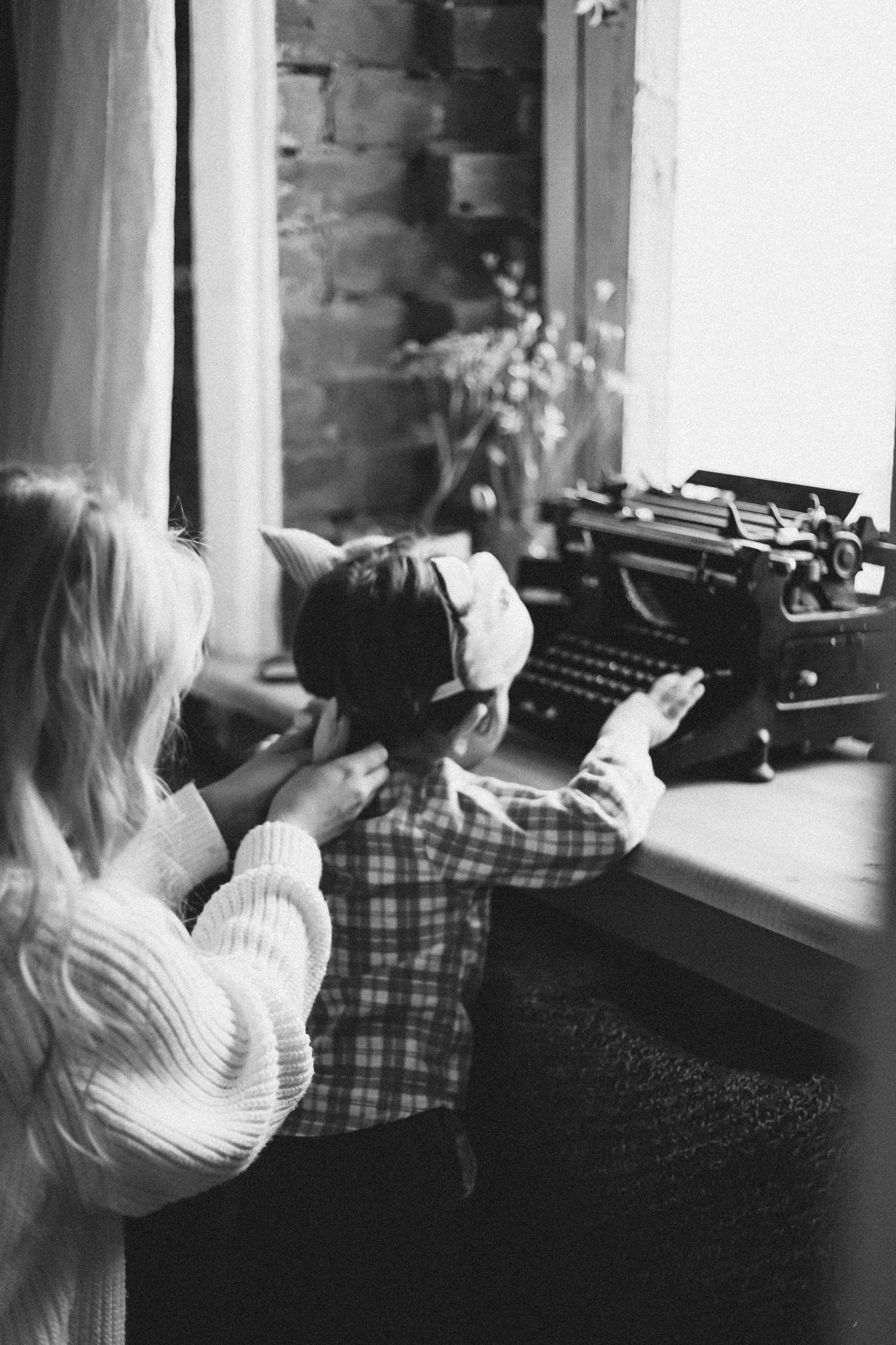 Семейная фотосессия в студии СПб. Услуги