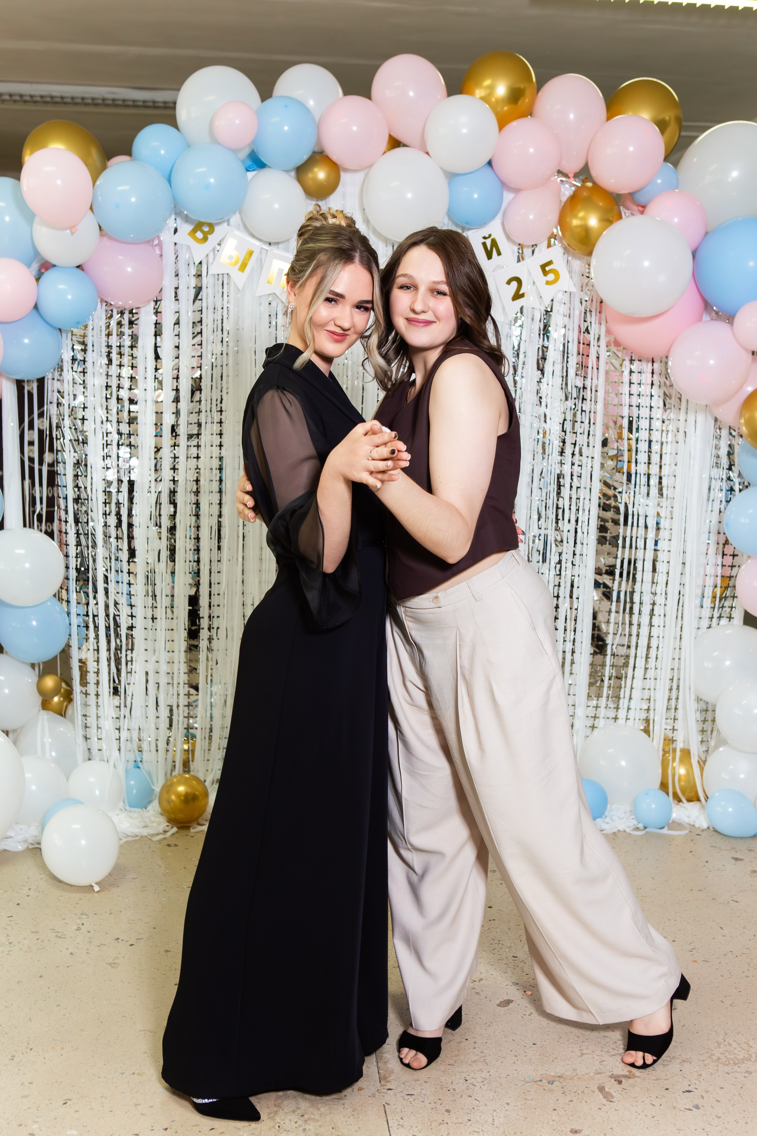 ФОТОСЕССИЯ С РОДИТЕЛЯМИ ВЫПУСКНОЙ 2025 9 ШКОЛА МЦЕНСК. ТВОЙ АЛЬБОМ / ТВОИ ПРАВИЛА