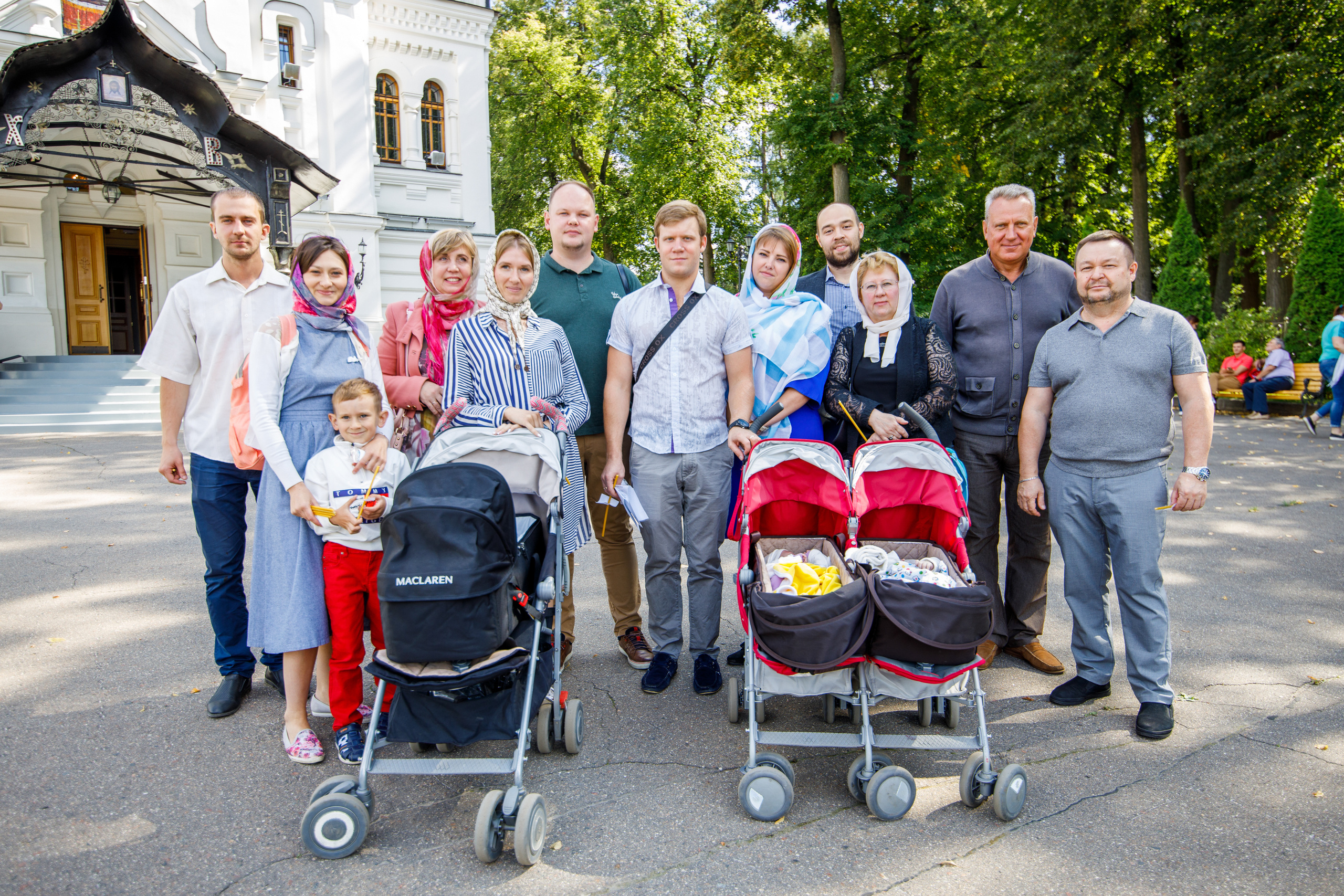 Солнечные крестины тройняшек. Репортажный фотограф Семён Борисов | Москва
