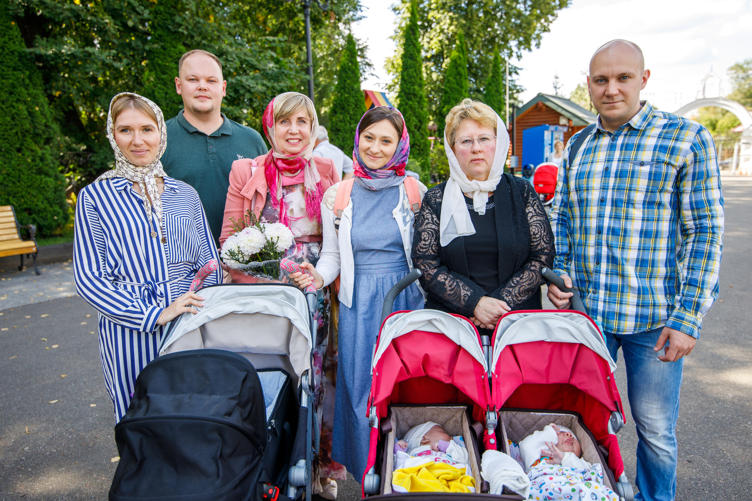 Солнечные крестины тройняшек. Репортажный фотограф Семён Борисов | Москва