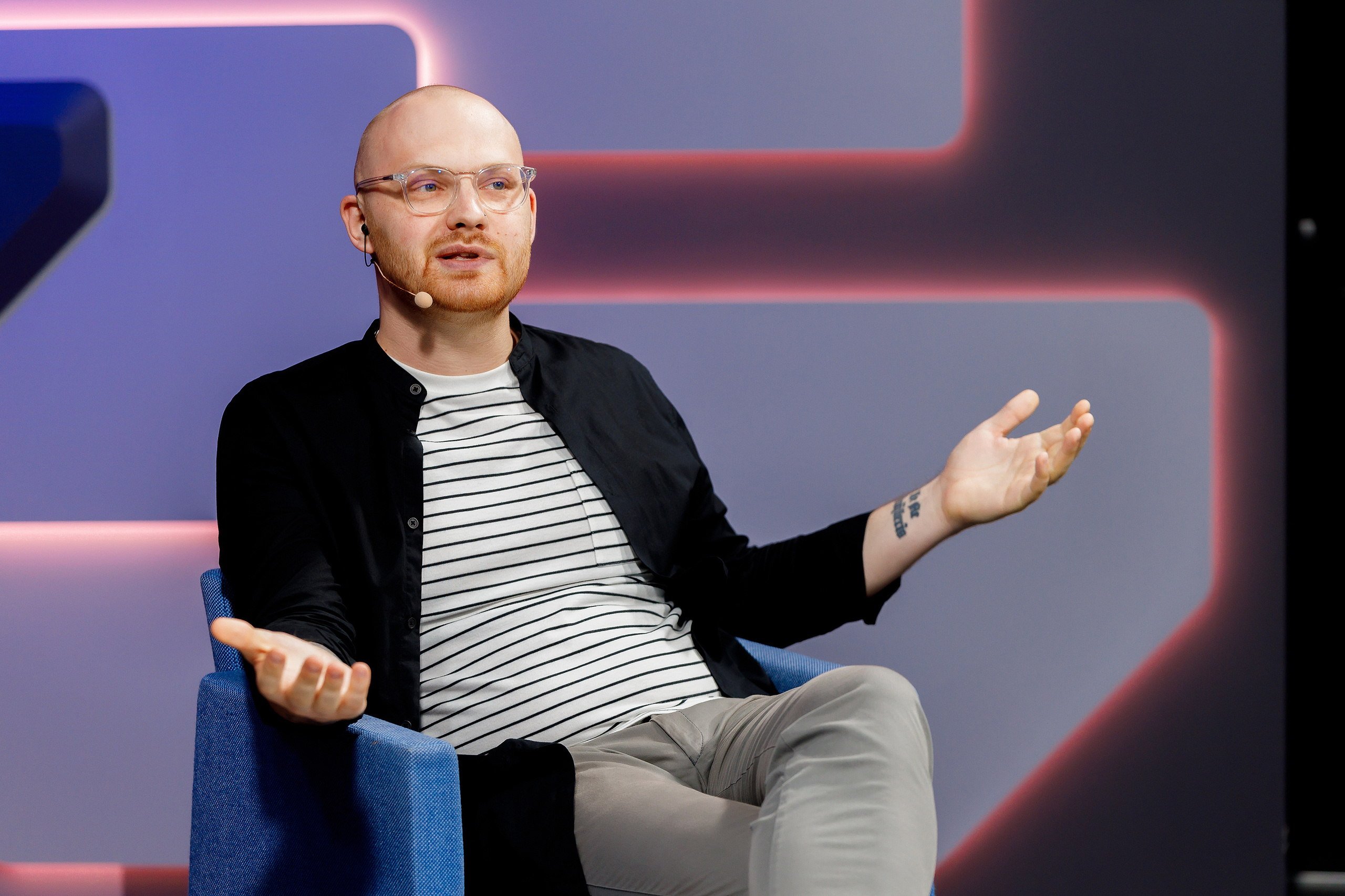 Фотоотчёт с онлайн-конференции НЛЕ 2020. Репортажный фотограф Семён Борисов | Москва