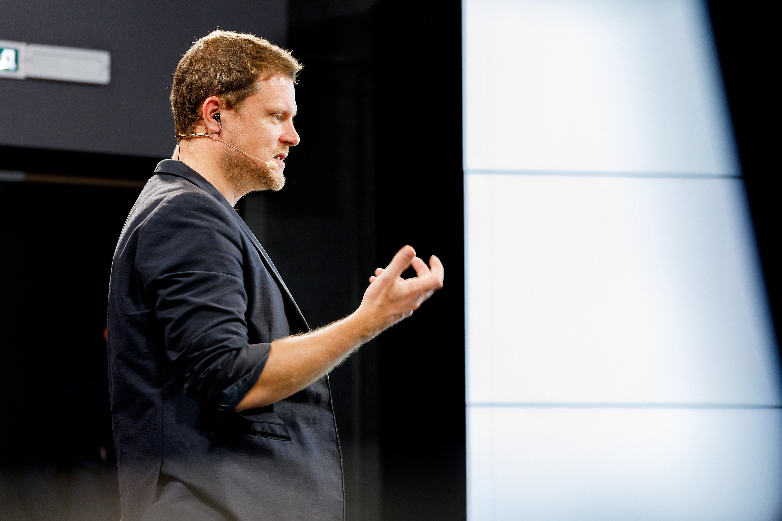 Фотоотчёт с онлайн-конференции НЛЕ 2020. Репортажный фотограф Семён Борисов | Москва