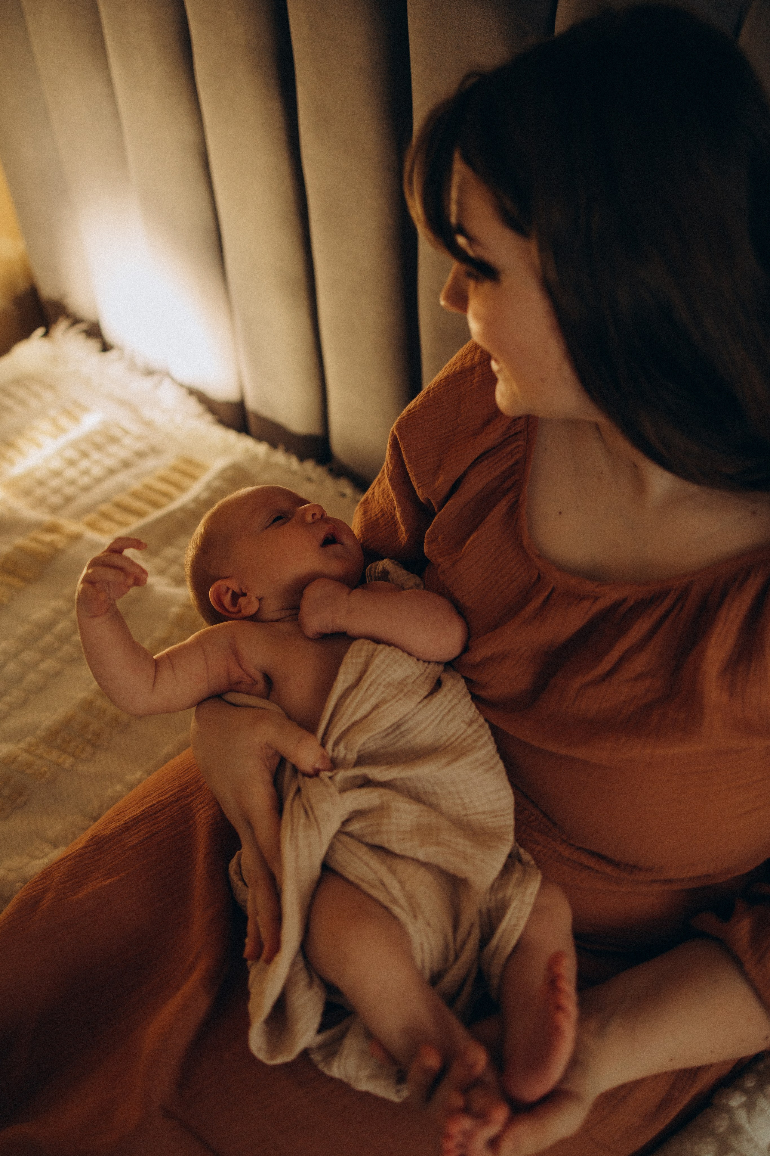 Домашняя фотосессия новорожденного (newborn). Семейный фотограф Москва Юлиана Фетисова