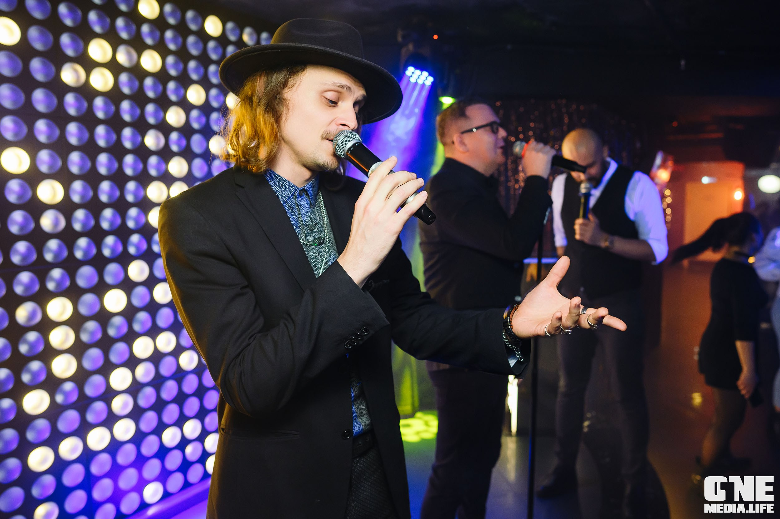 Фотоотчет с с 8 марта в караоке-клубе Эйфория. One Media Life: фоторепортажи, фотоотчеты с мероприятий и заведений