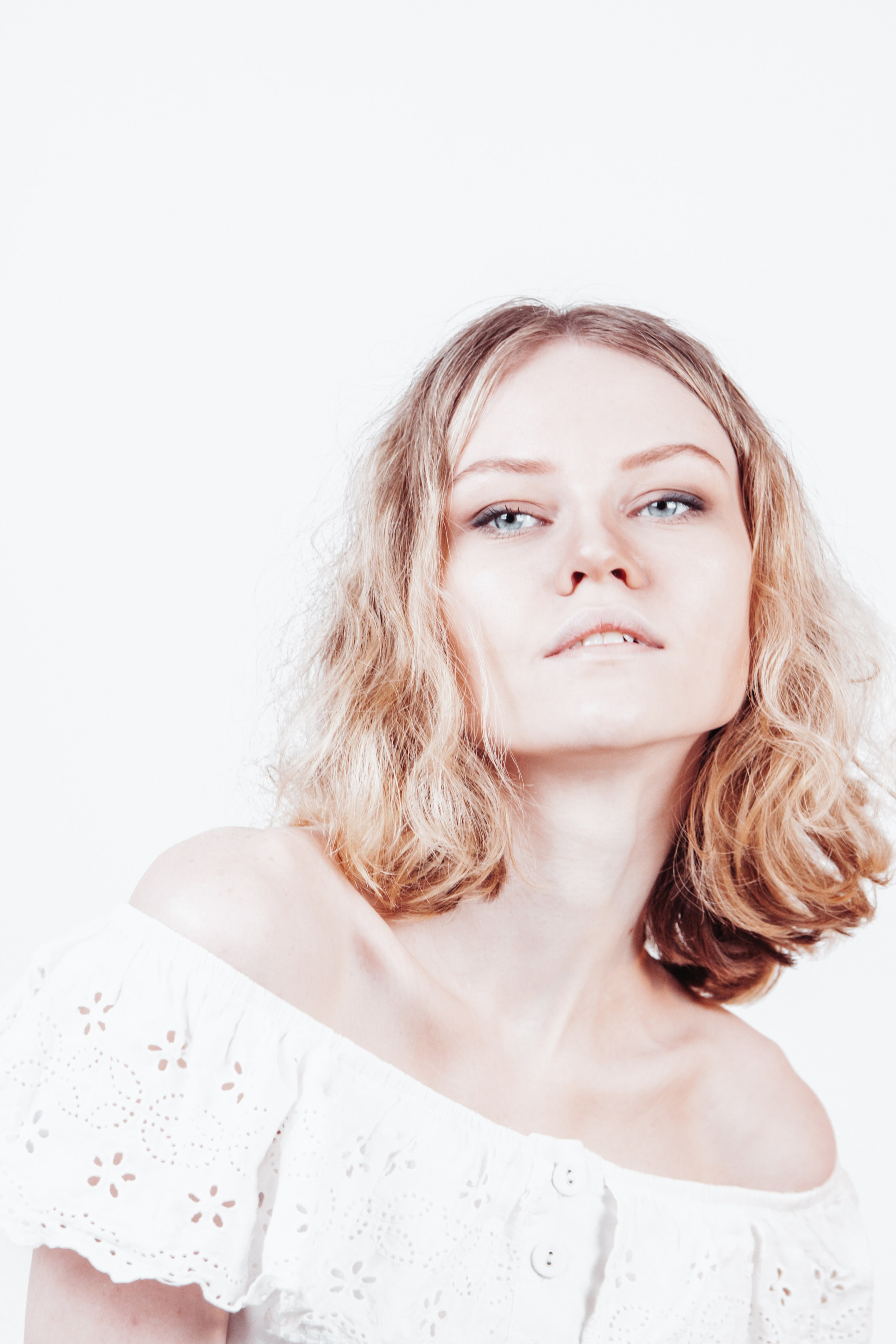 White. Дария Галямова — фотограф: открытый, творческий, коммерческий