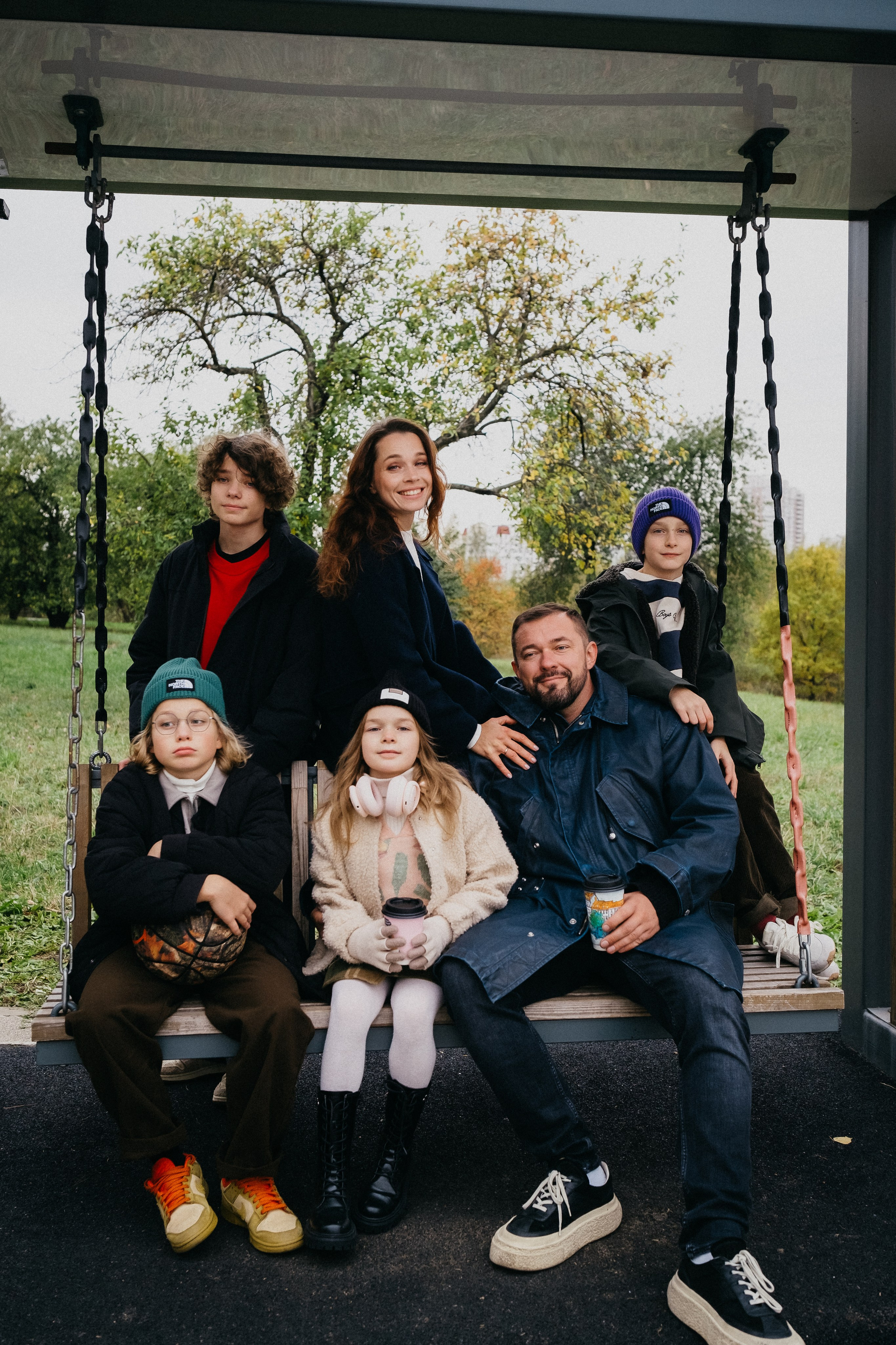 Даша с семьей (прогулка в парке). Фотограф Москва / Зеленоград — Наталья Петухова