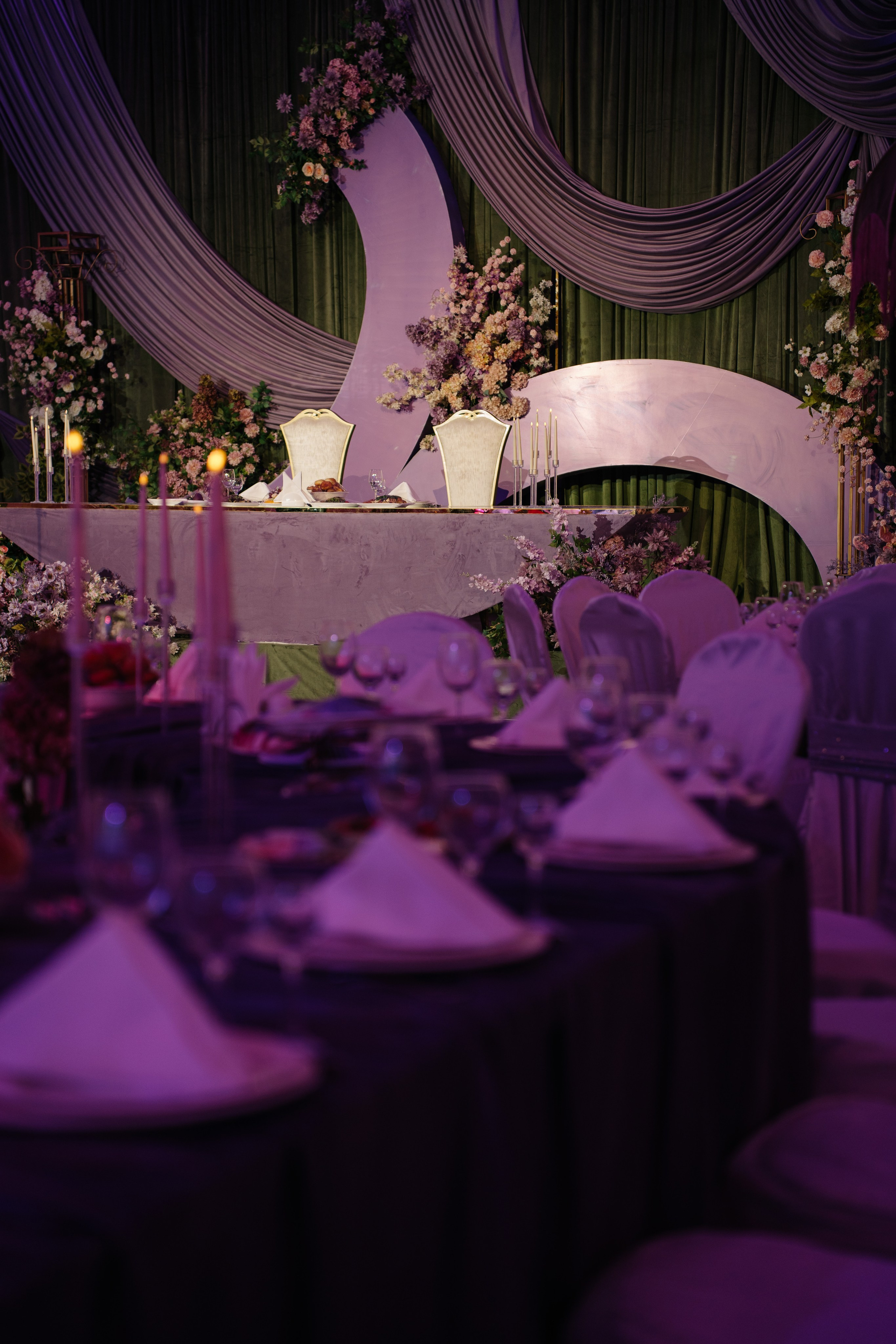 Ay-Dana Uzatu. ___________________________________________________