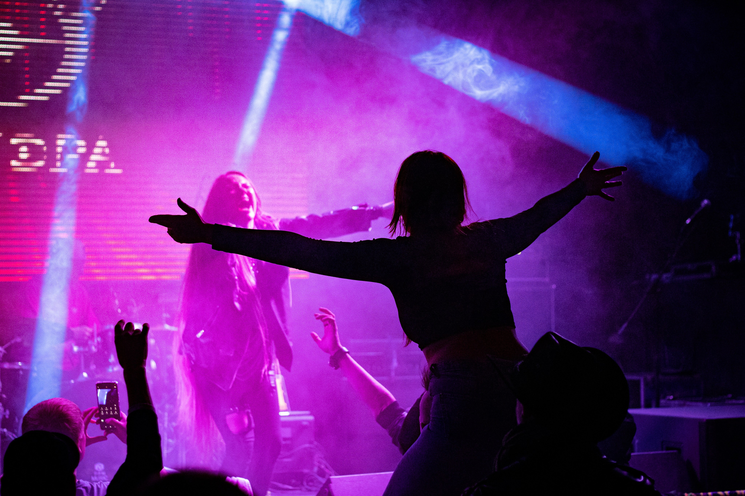 “Yuzhny Dvizh” (Southern Drive): Arkany (Arcana), Crocodile Spears, Donera, Gabarit (Dimensions) at Diesel Hall, Voronezh. Photographer Natalia Mershina