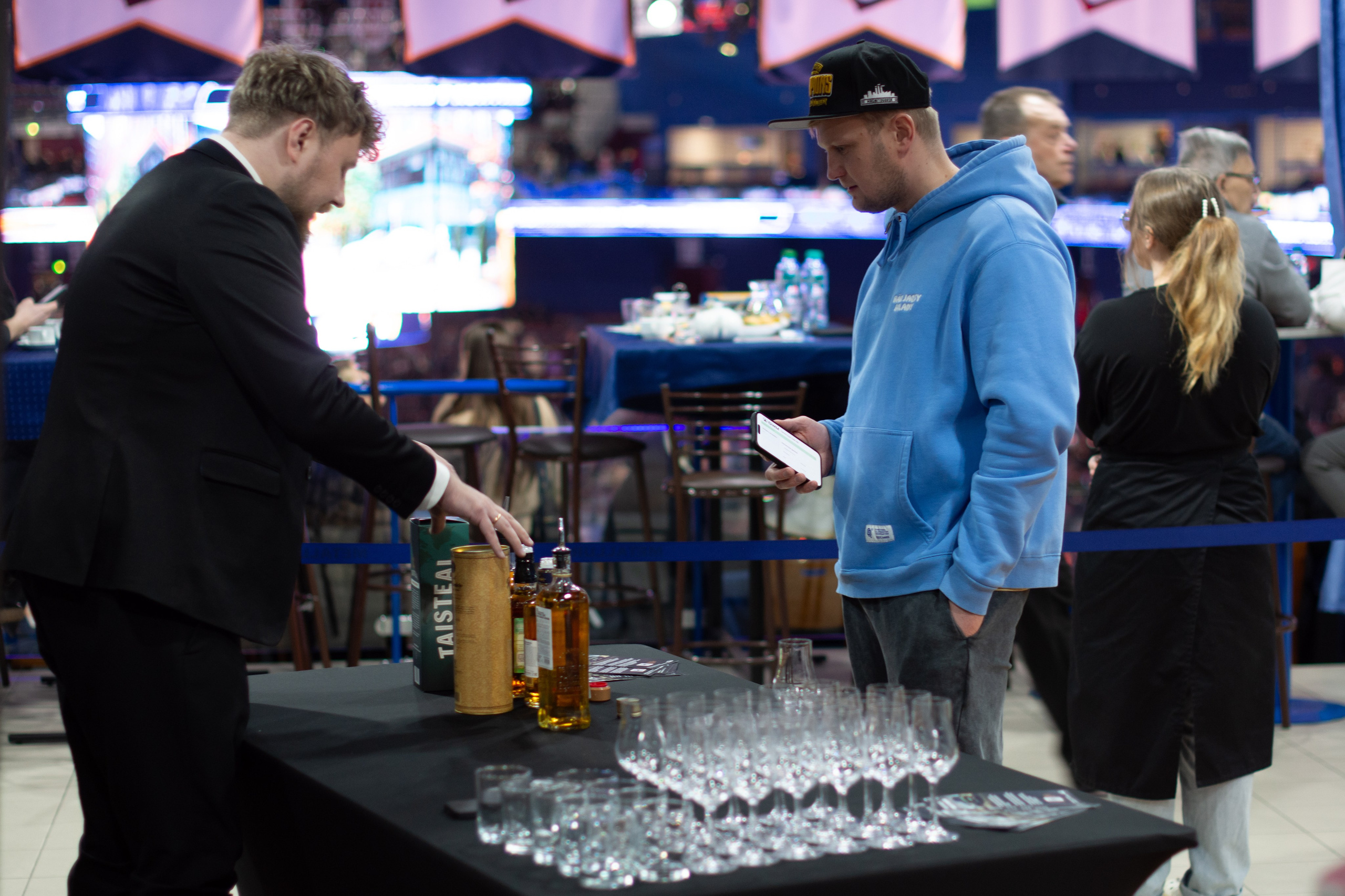 Призетация ТАНК в арене Металлург. Evgeniy Roslov