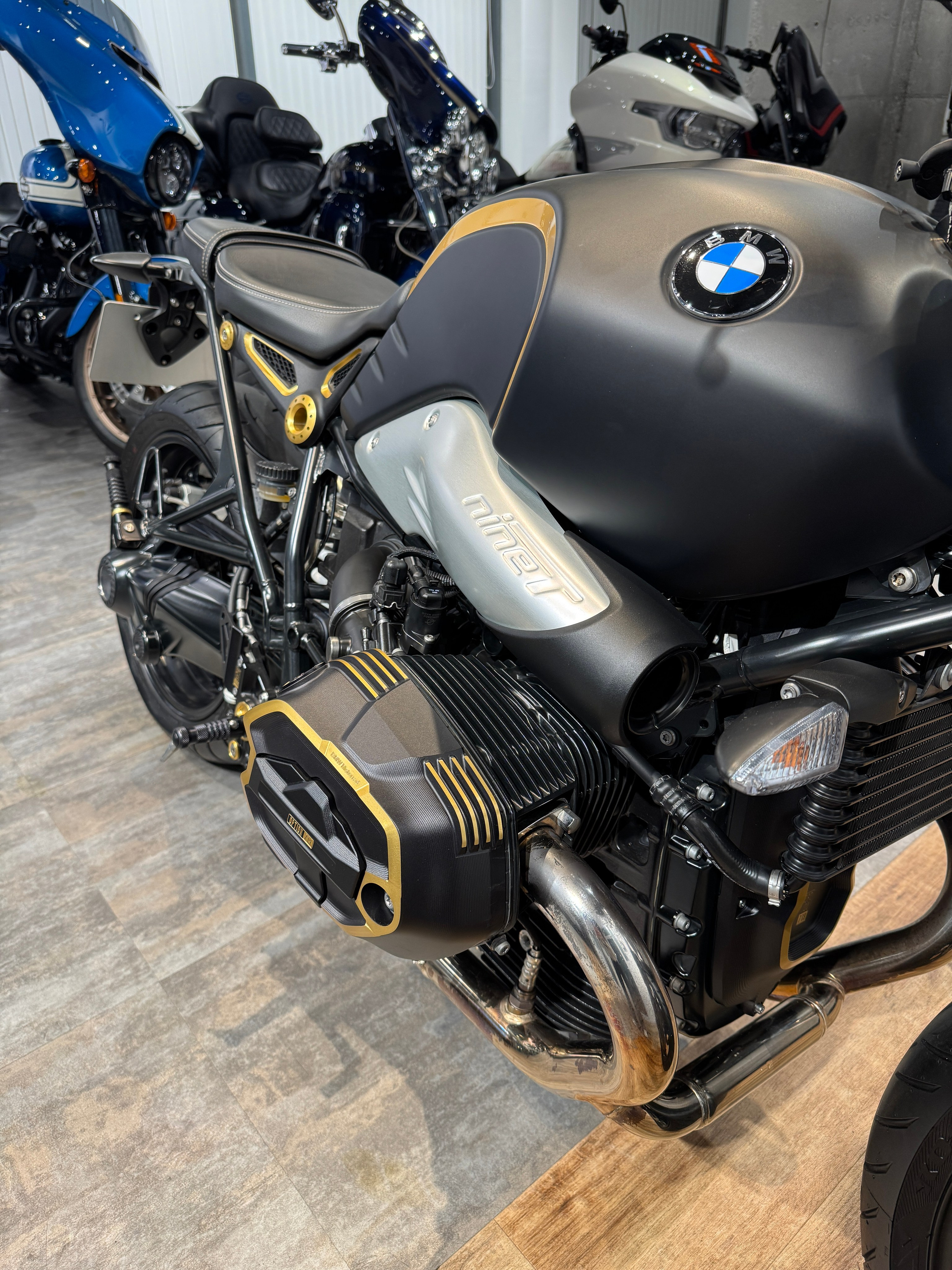 Мотоциклы Harley-Davidson BMW R Nine T (Option 719)  — купить мотоцикл. Hello Davidson, Москва. Только хорошие мотоциклы…