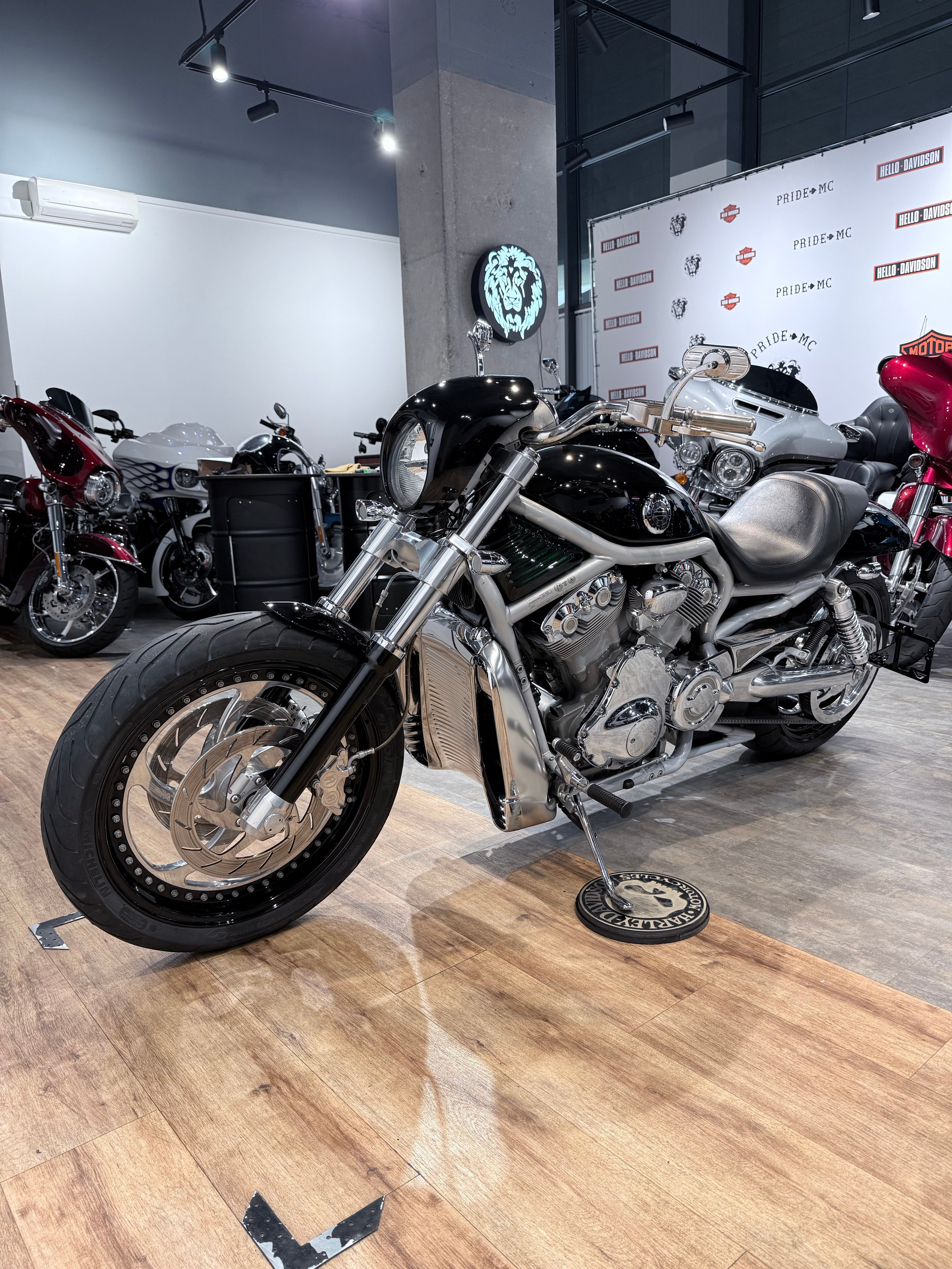 V-ROD 240 Rick's Edition. Hello Davidson, Москва. Только хорошие мотоциклы…