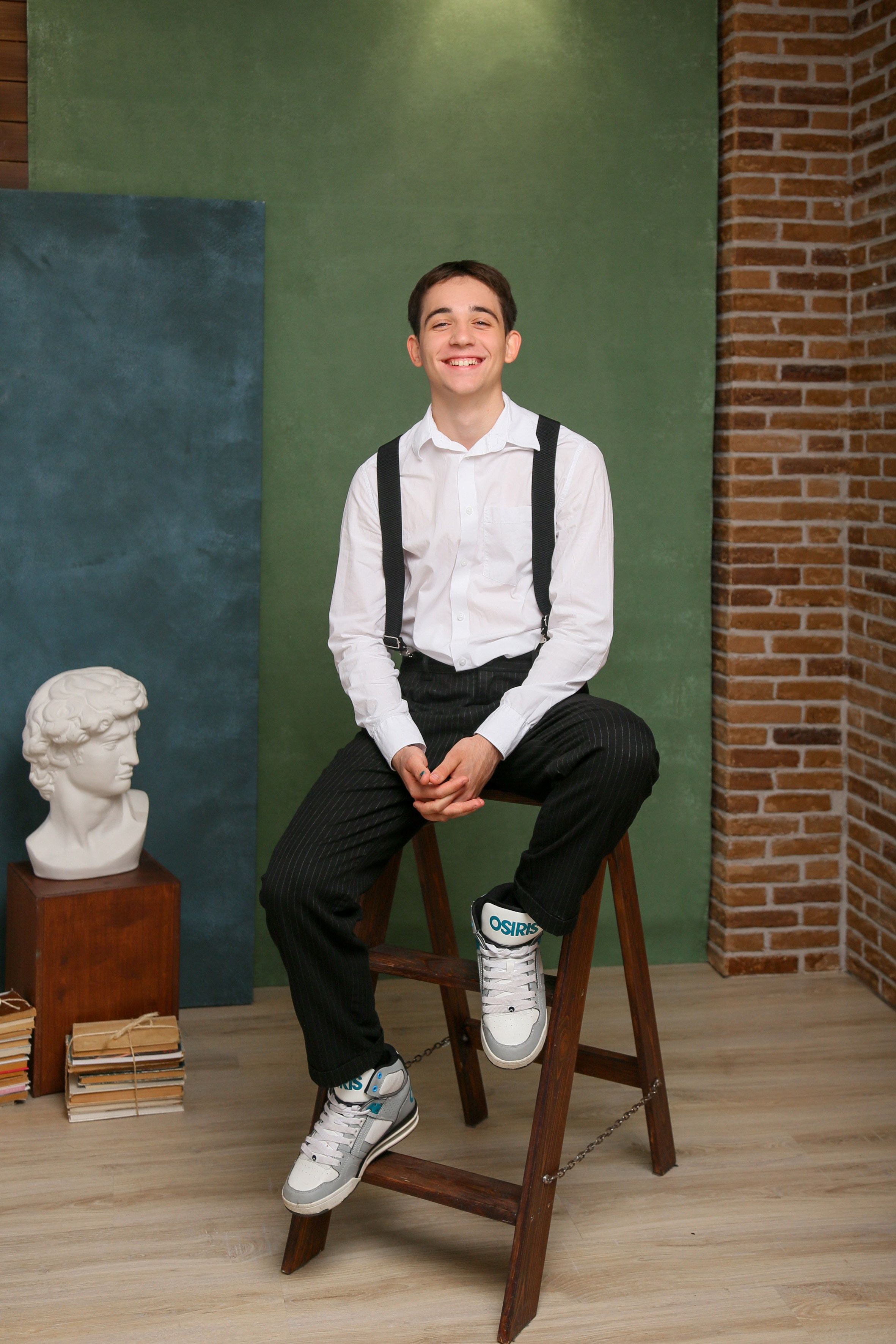 Студийные фото. Школьные выпускные альбомы в Белгороде