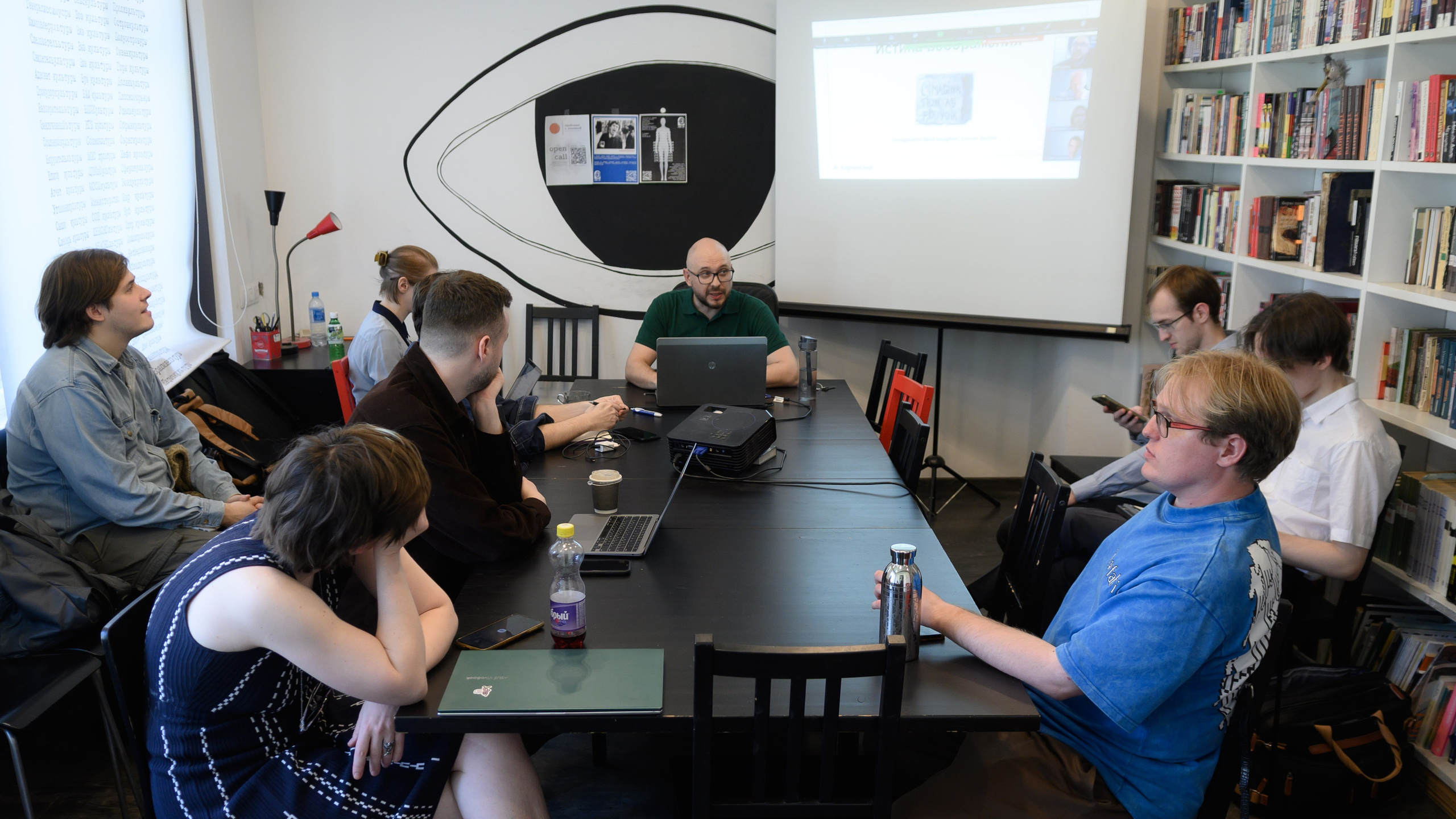 Научный круглый стол. Ларичев Алексей — индивидуальный и репортажный фотограф Москва