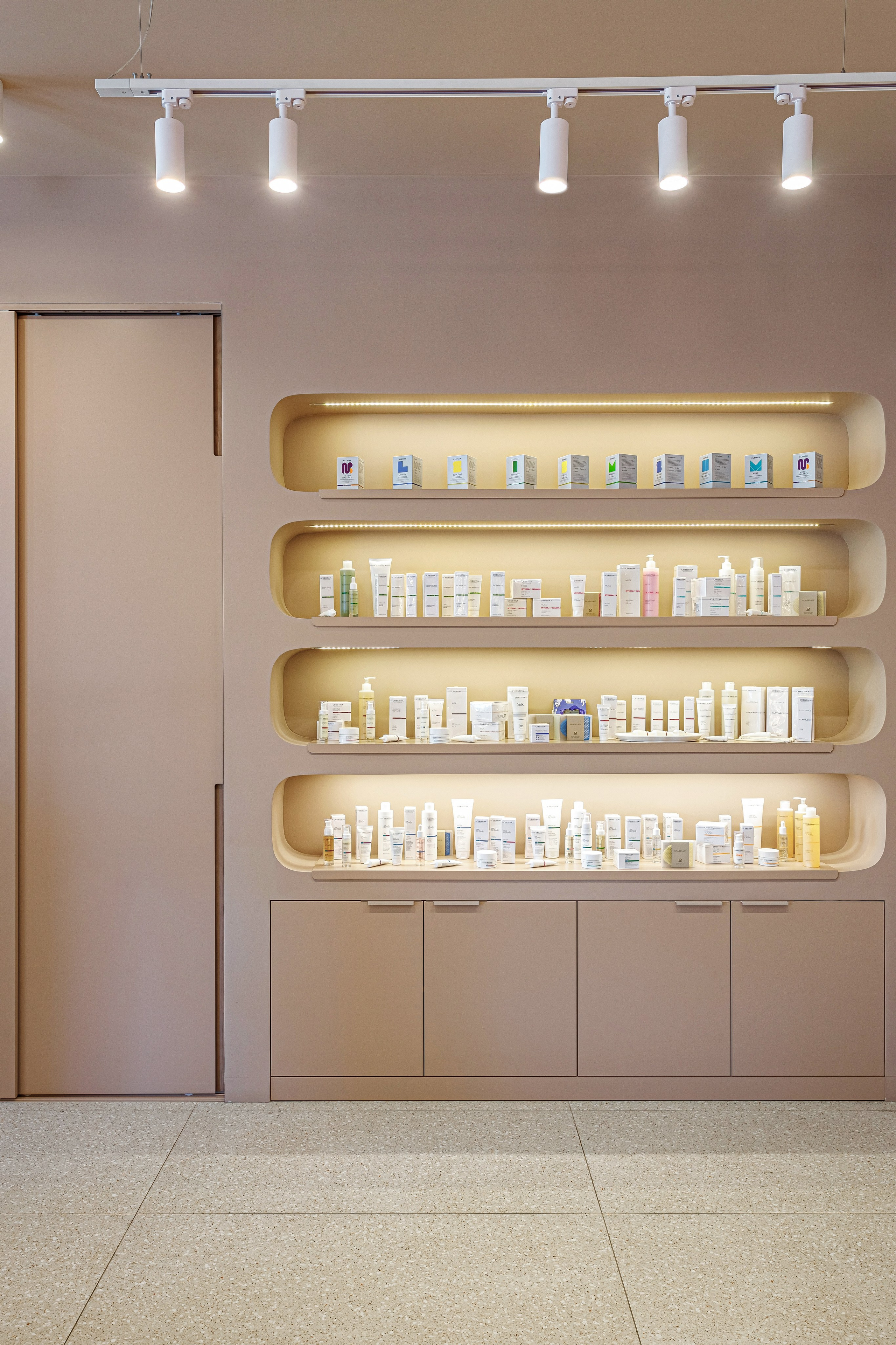 Интерьерная съёмка салона красоты. Свадебный, семейный, интерьерный фотограф в Краснодаре Денис Голощапов