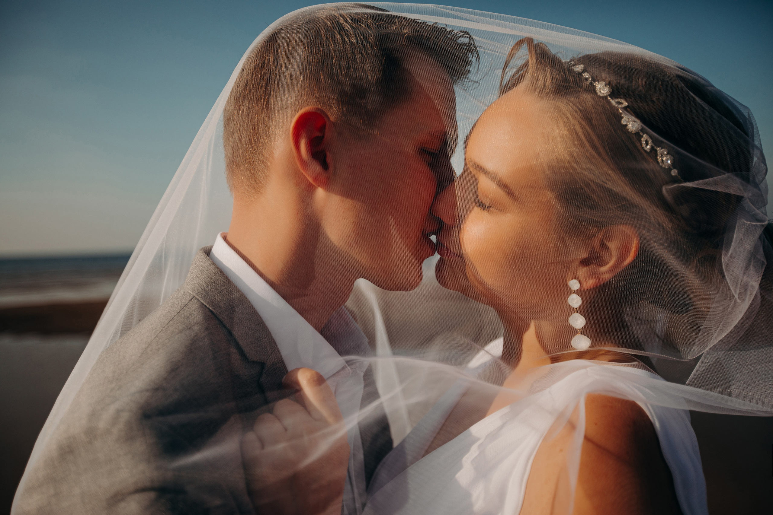 Соня и Влад. Свадьба в Сестрорецке, прогулка по Финскому заливу. Свадебный и семейный фотограф в Санкт-Петербурге и Сестрорецке