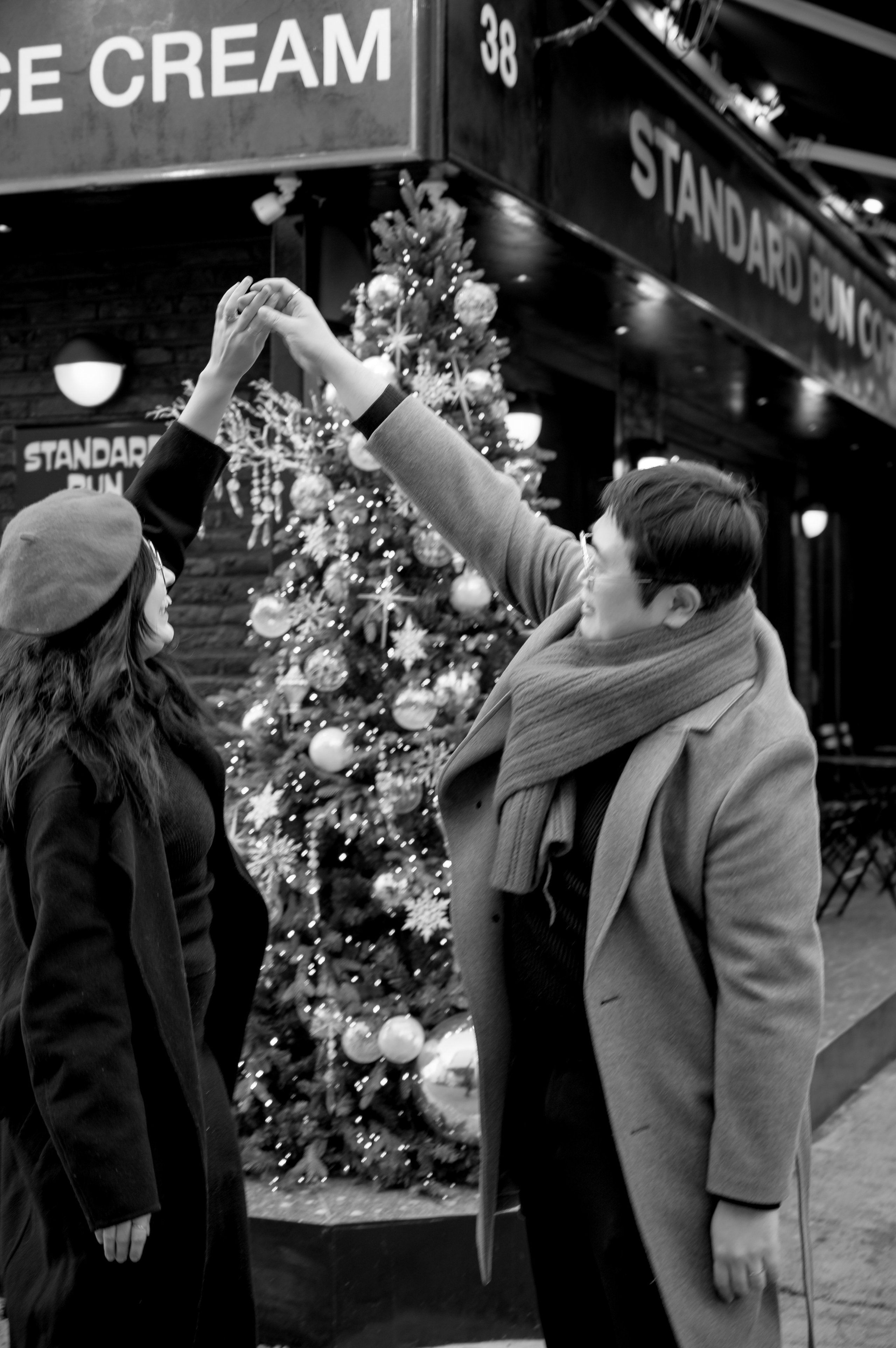Aigul with husband. Busan photographer | Фотограф Пусан