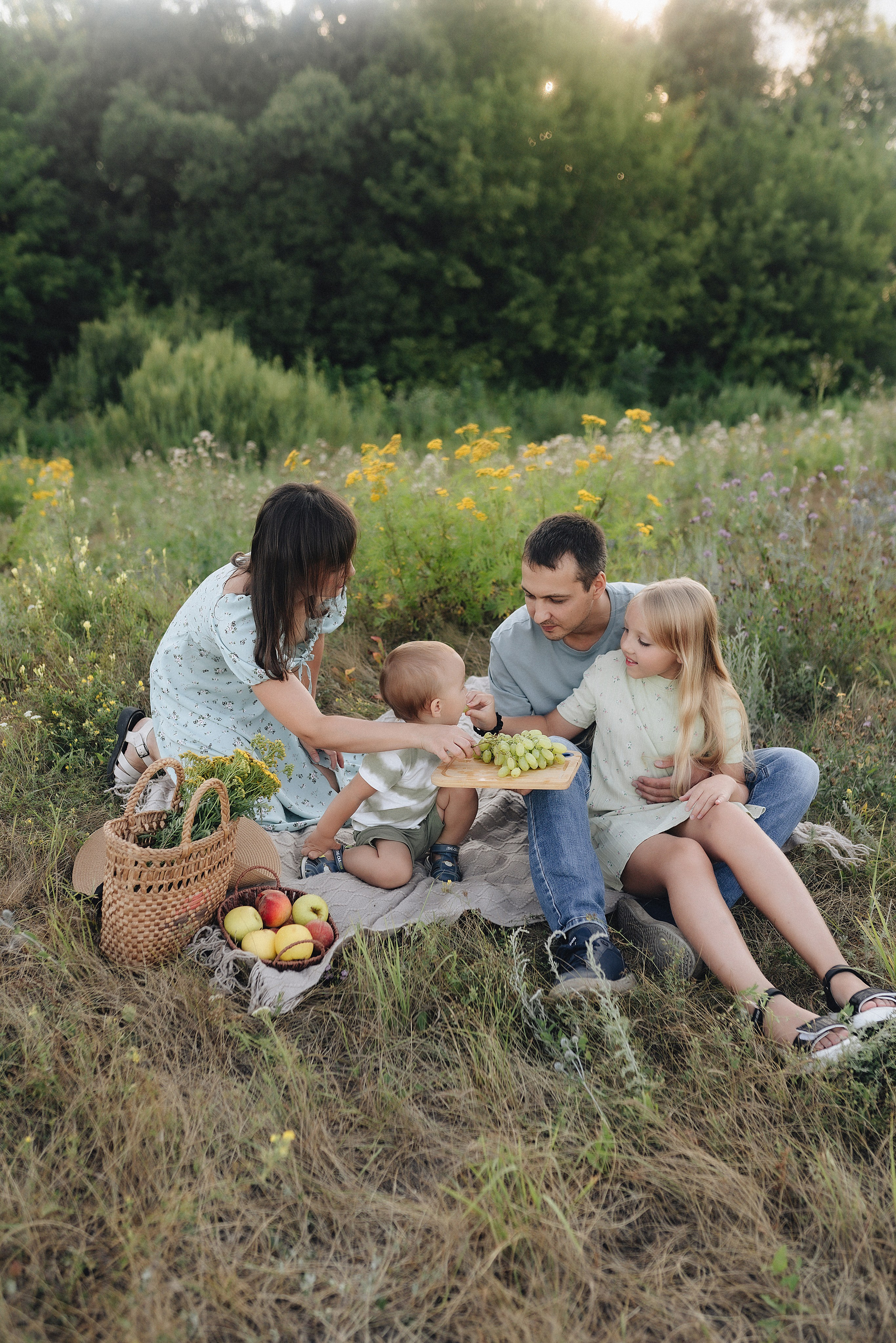 Семейная съемка на закате. Фотограф Карина Шмулёва. Воронеж и область