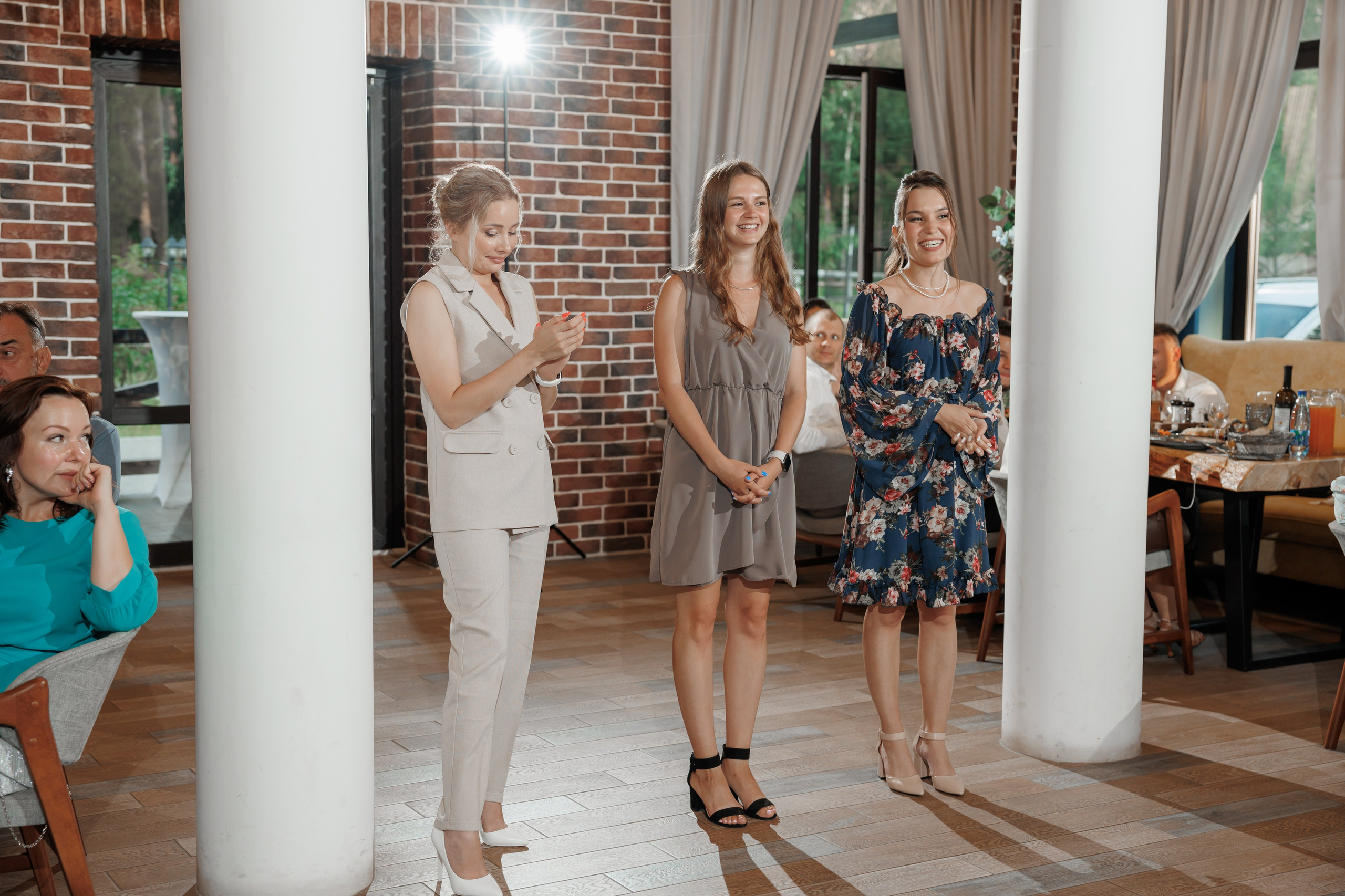 Полина и Дмитрий, загородный клуб «Барин», ЗАГС в г. Пушкино. Свадебный и репортажный фотограф (Москва, Королев и другие)