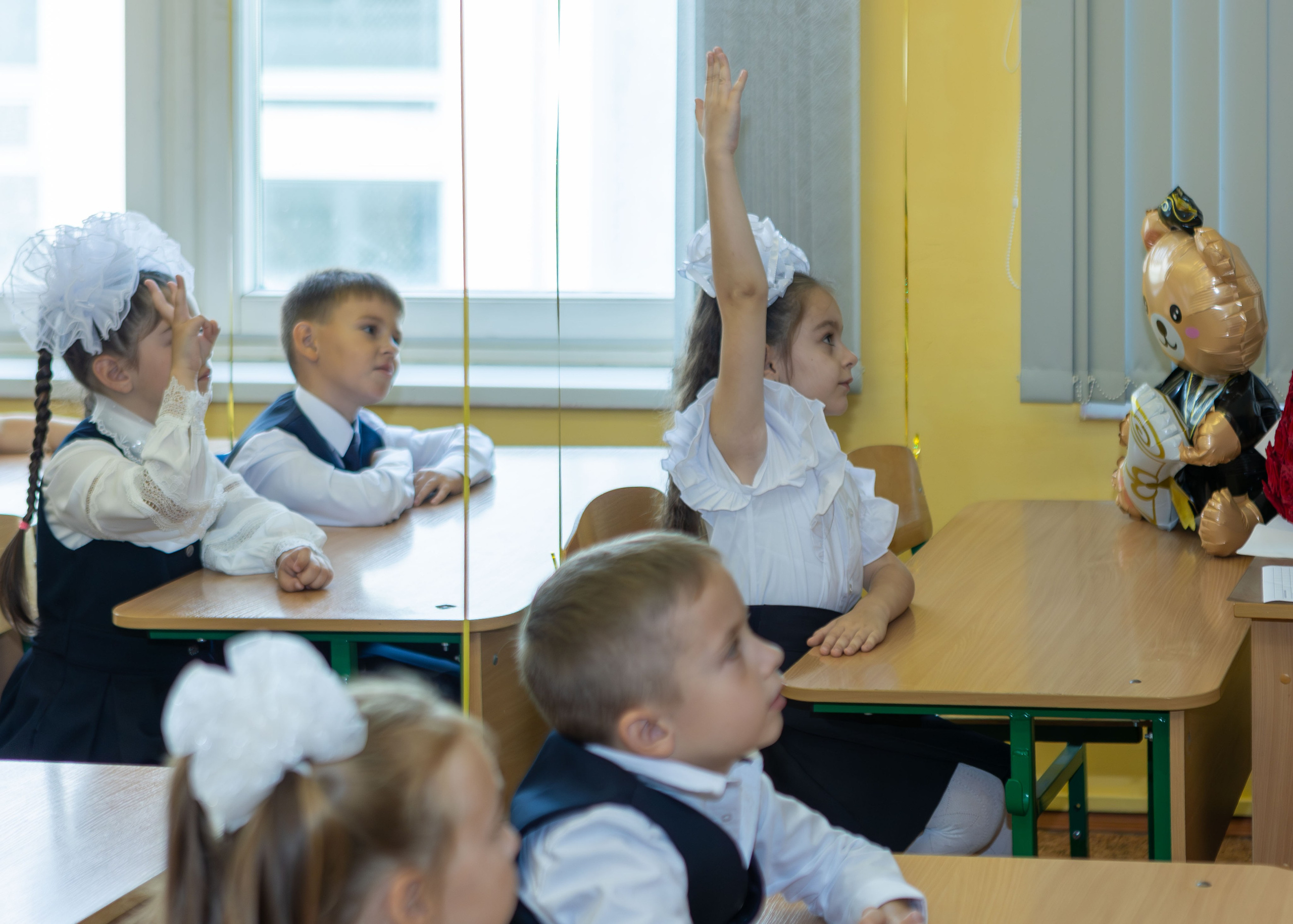 Первый школьный день 1М, школа № 30. Выпускные альбомы для школы и детского сада — школьный фотограф Подольск, Троицк, Щербинка, Москва