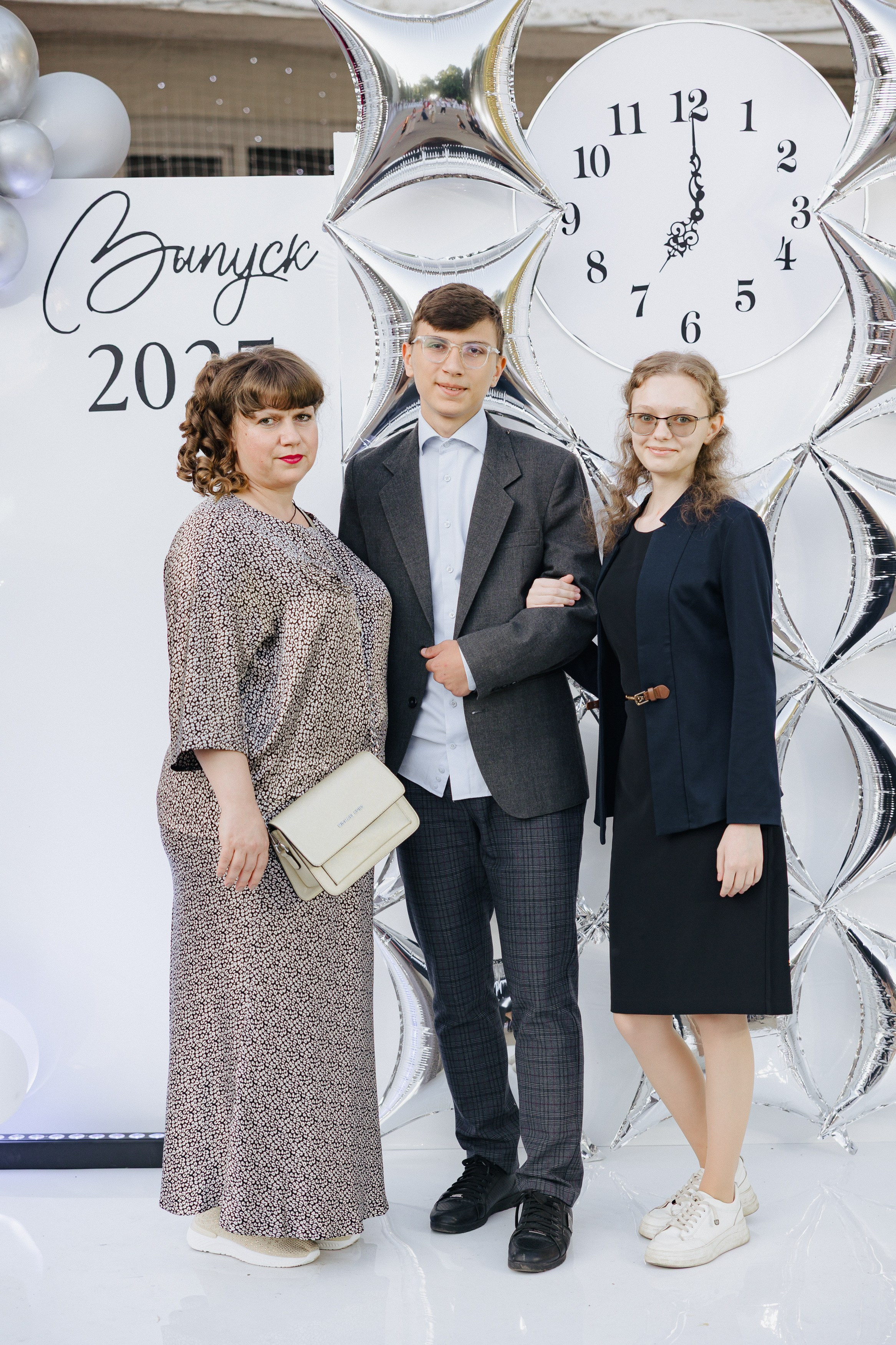 Вручение аттестатов. Свадебный фотограф Роман Еремеев