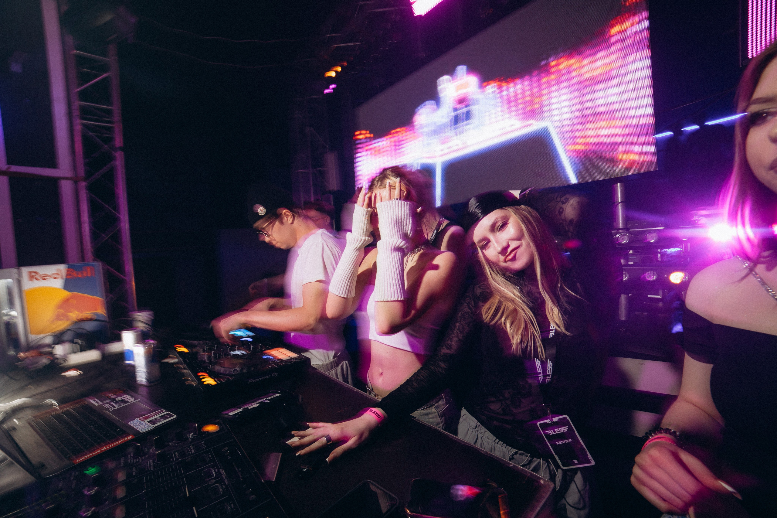 Bless 19-04-25. Свадебный фотограф Роман Медведев , Минск, Беларусь