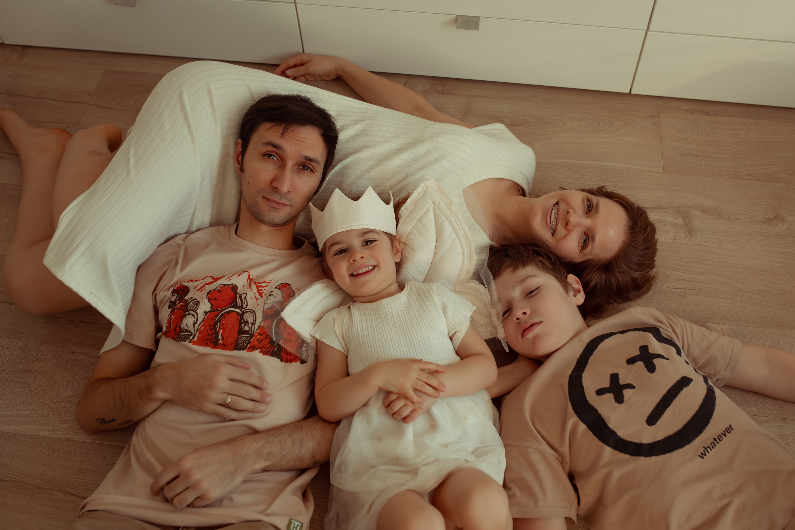 Александра, Максим, Евгений и Ксюша. Семейный и детский фотограф в Москве Дорогова Екатерина