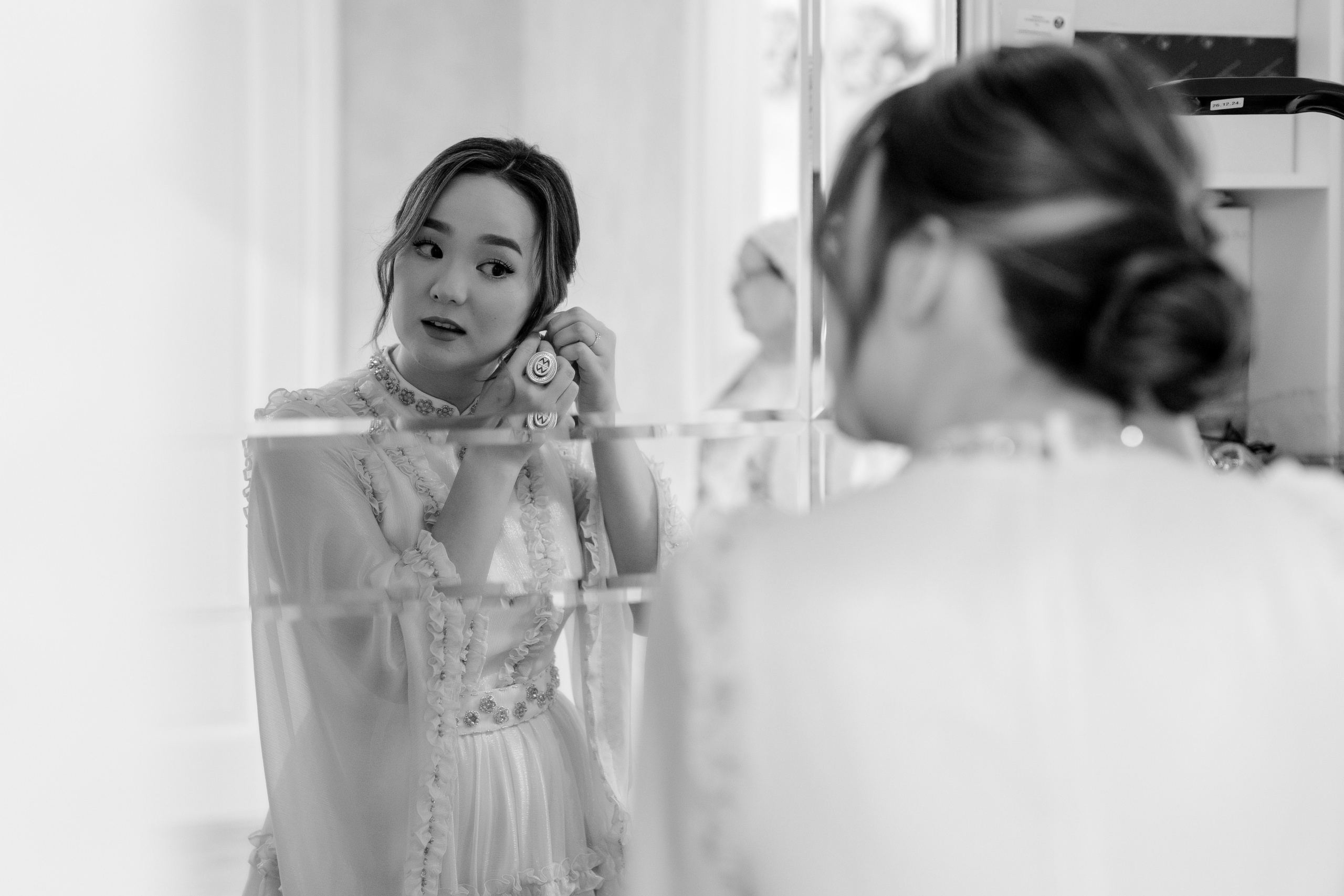 Moldir — syrğa salu. Wedding and Love story Photographer