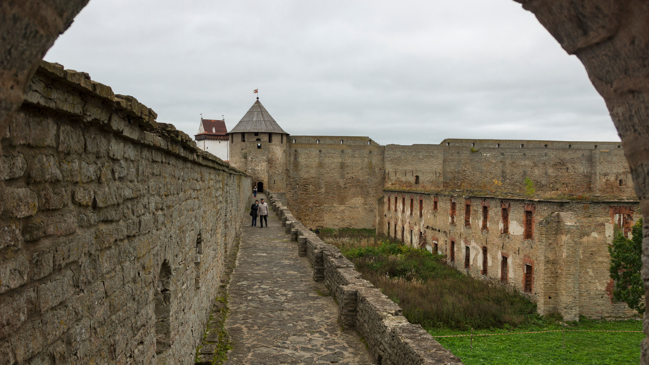 Ивангород. Фотограф-путешественник Самойлов Максим «Sly Fox»