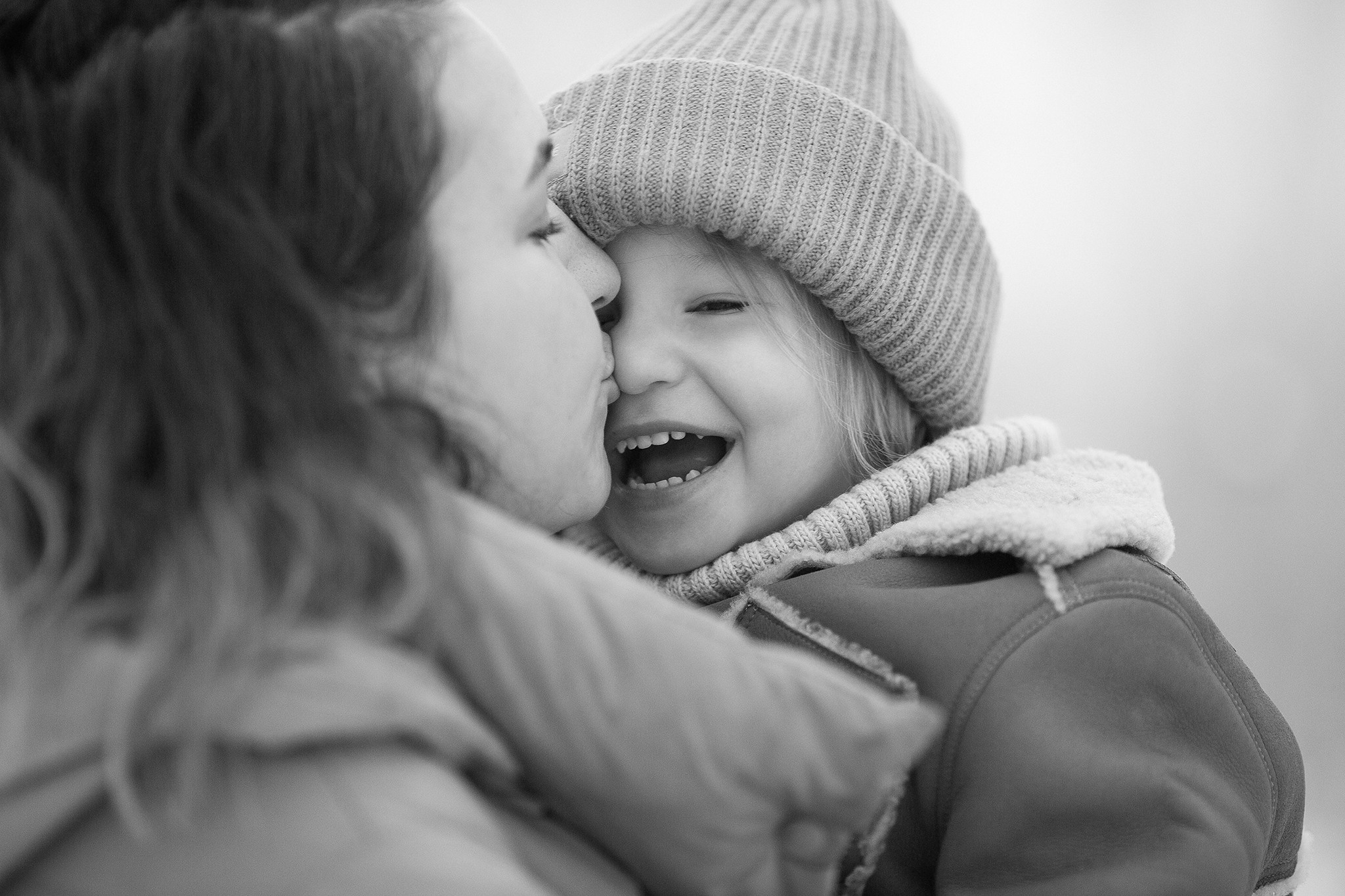 Кира и Аида, зимняя прогулка. Семейный фотограф в Москве Марина Петра