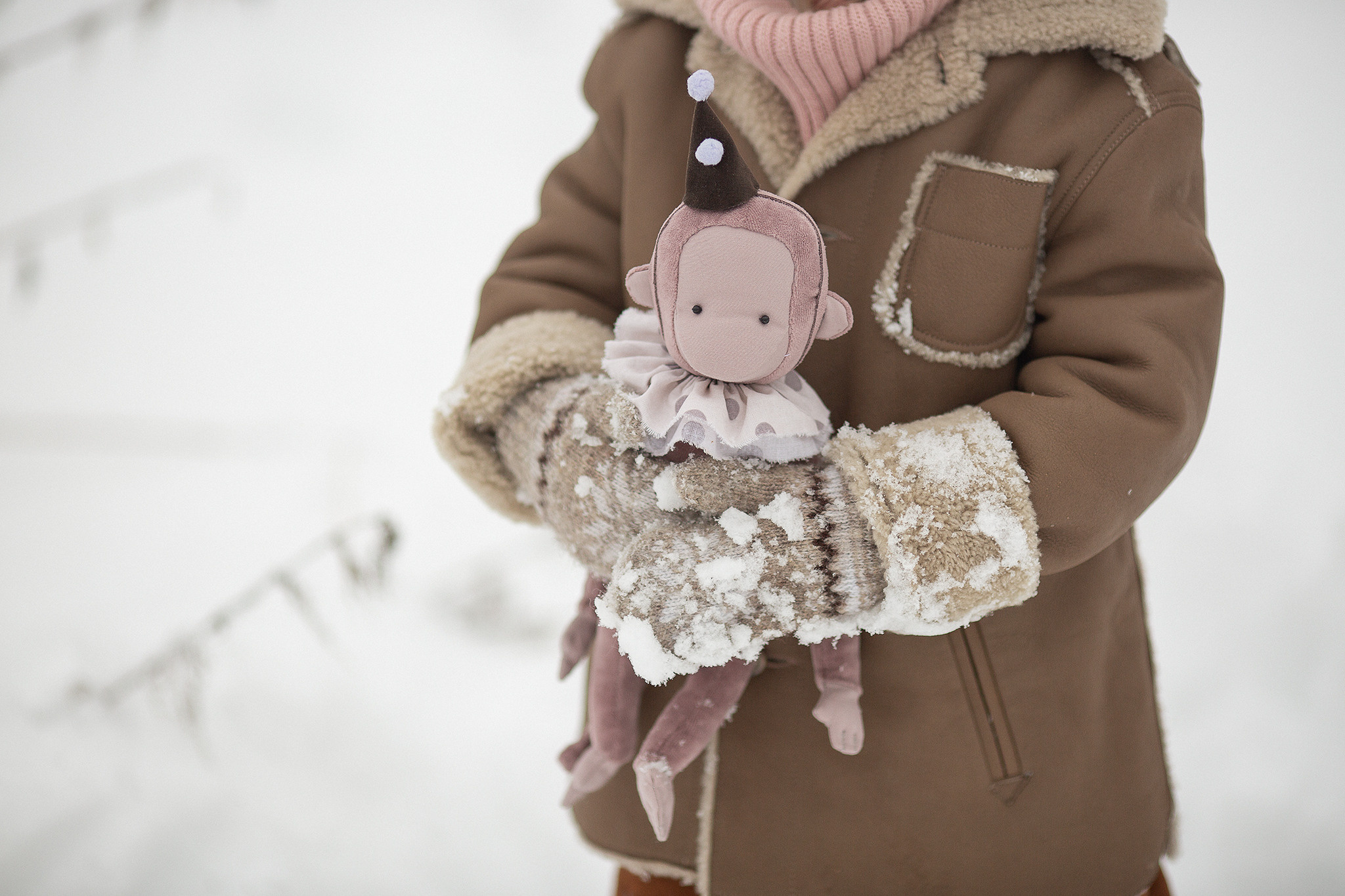 Кира и Аида, зимняя прогулка. Семейный фотограф в Москве Марина Петра