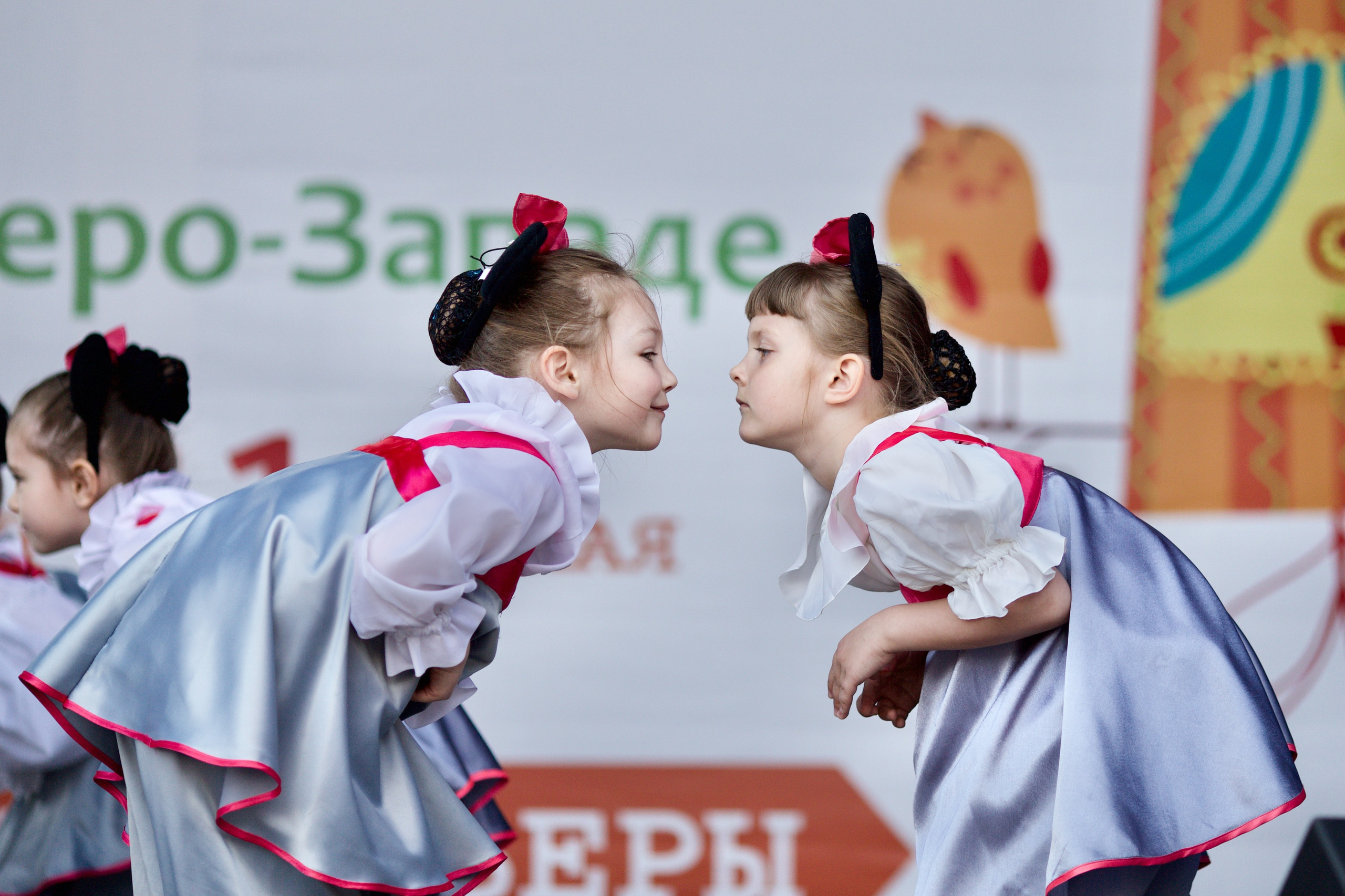 Разные выступления. Школьные выпускные альбомы в Москве Марина Николаева