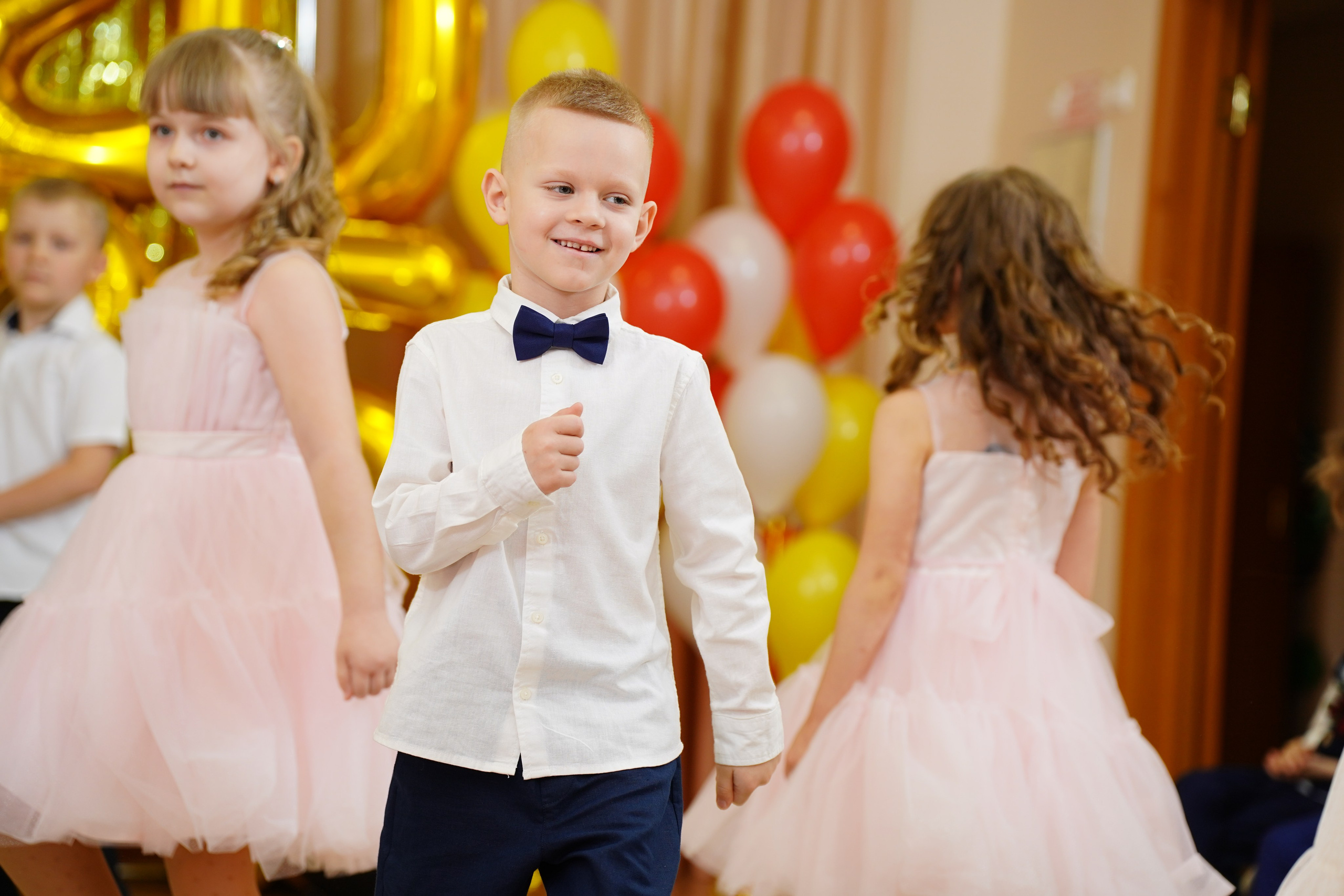 Репортажная съемка /Выпускной//. MEMENTO.Выпускные альбомы, школьные, юбилейные и другие книги. Ростов-на-Дону