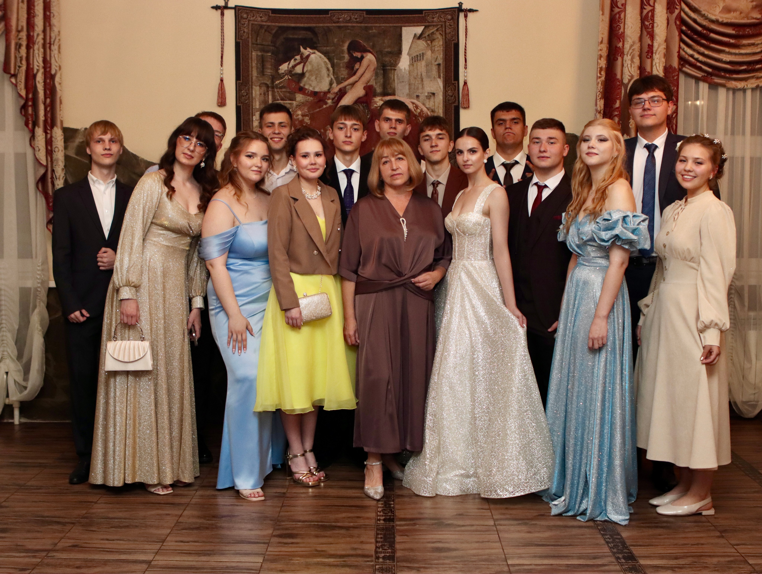 Школьный выпускной. Фотограф в Курске Смирнов Евгений