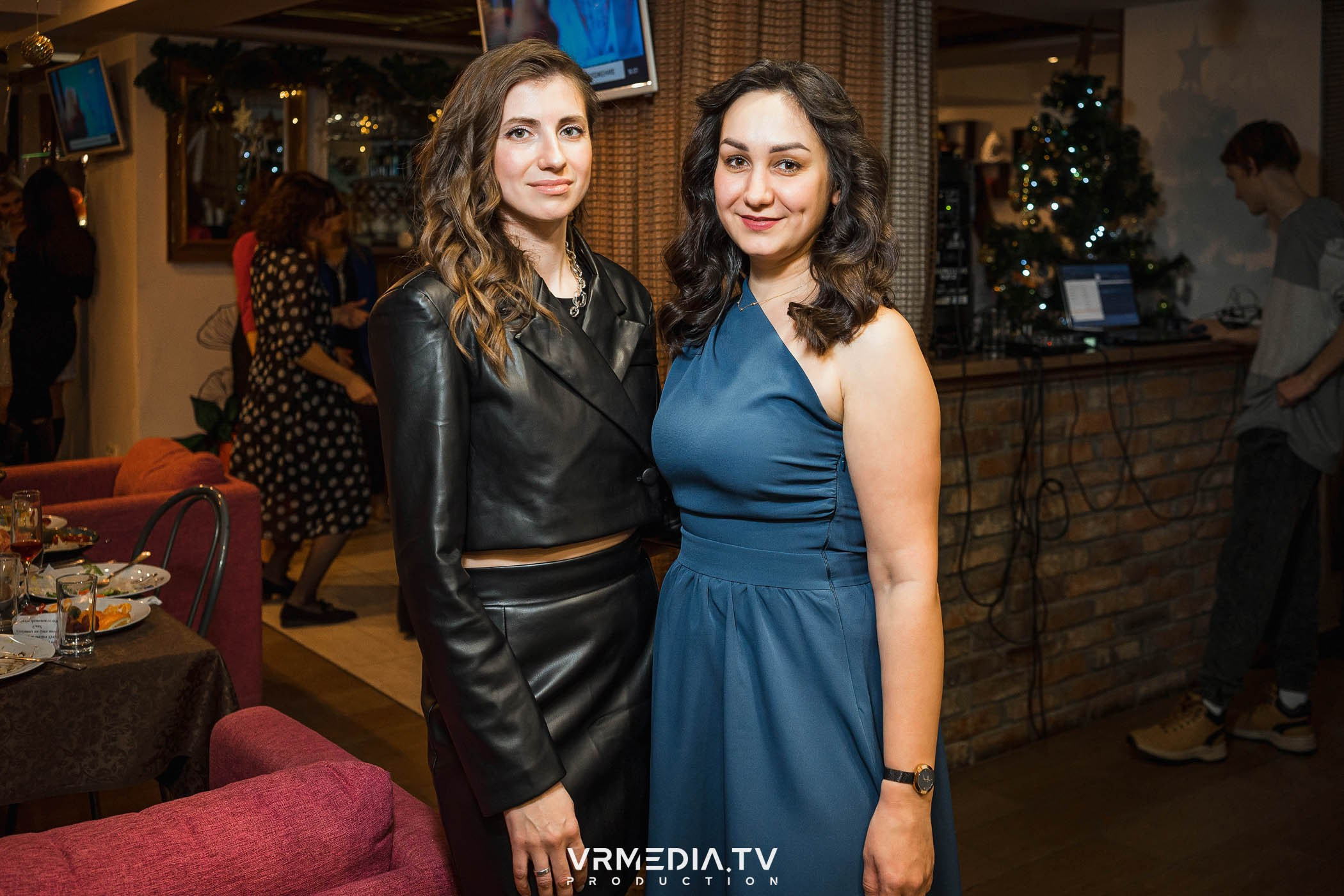 Новогодний вечер в кафе «кАмпот»