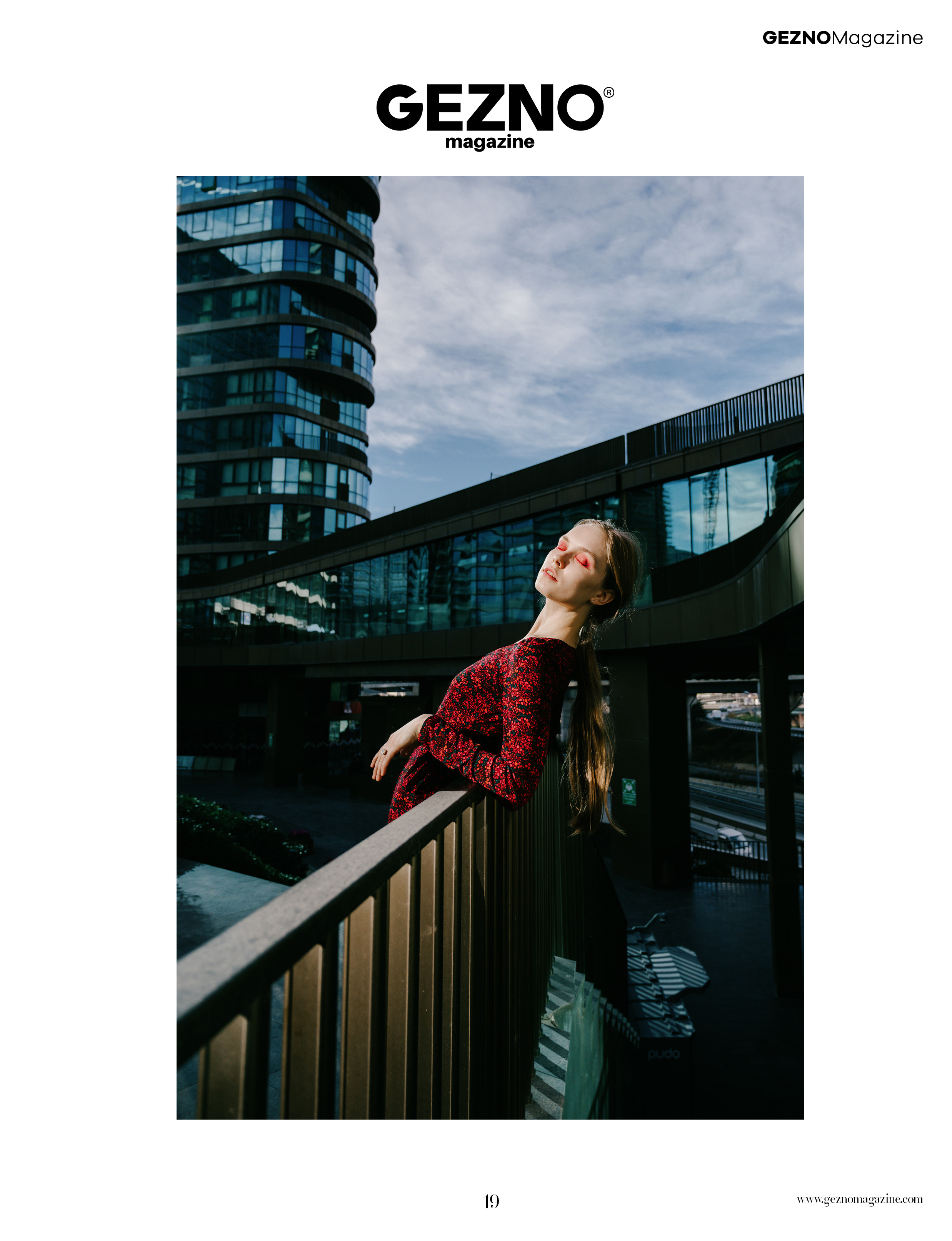 Get lost among the skyscrapers for Gezno Magazine. Рустам Латынов — профессиональный фотограф
