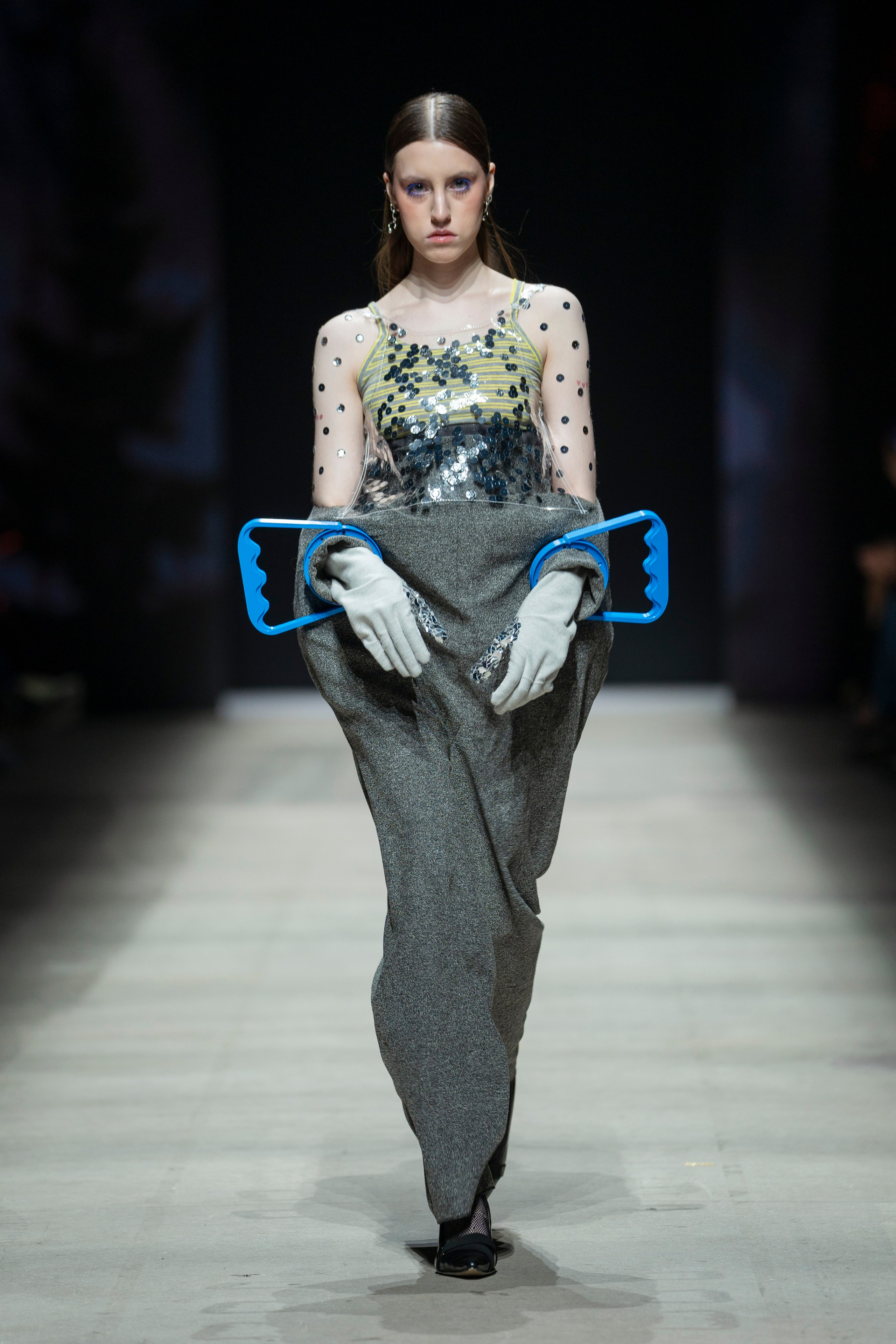 Показ Школы дизайна НИУ ВШЭ на Московской неделе моды. Фотограф в Москве Савкина Евгения