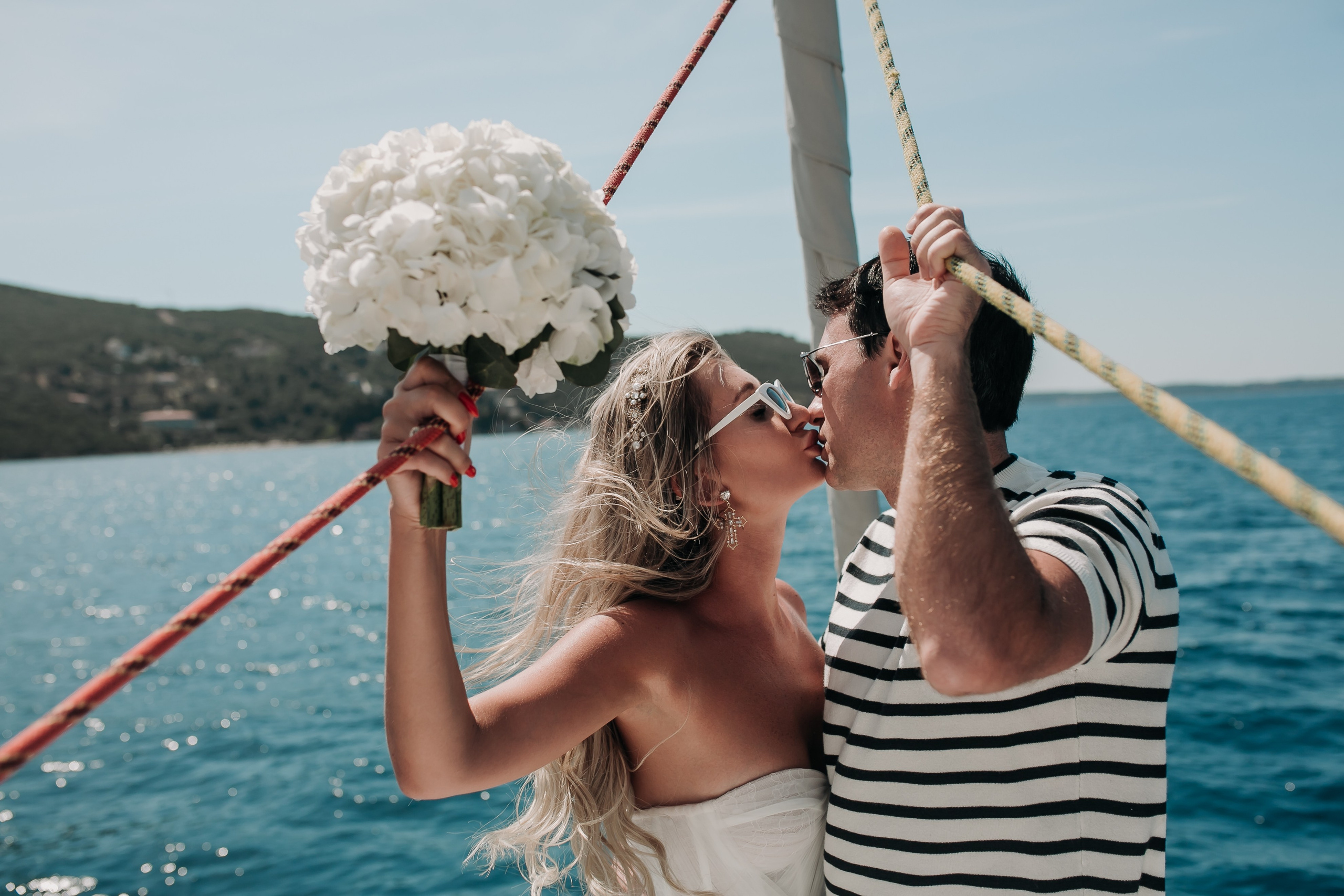 Свадебная фотосессия на яхте в Черногории. Семейный и свадебный фотограф в Черногории Татьяна Белякова