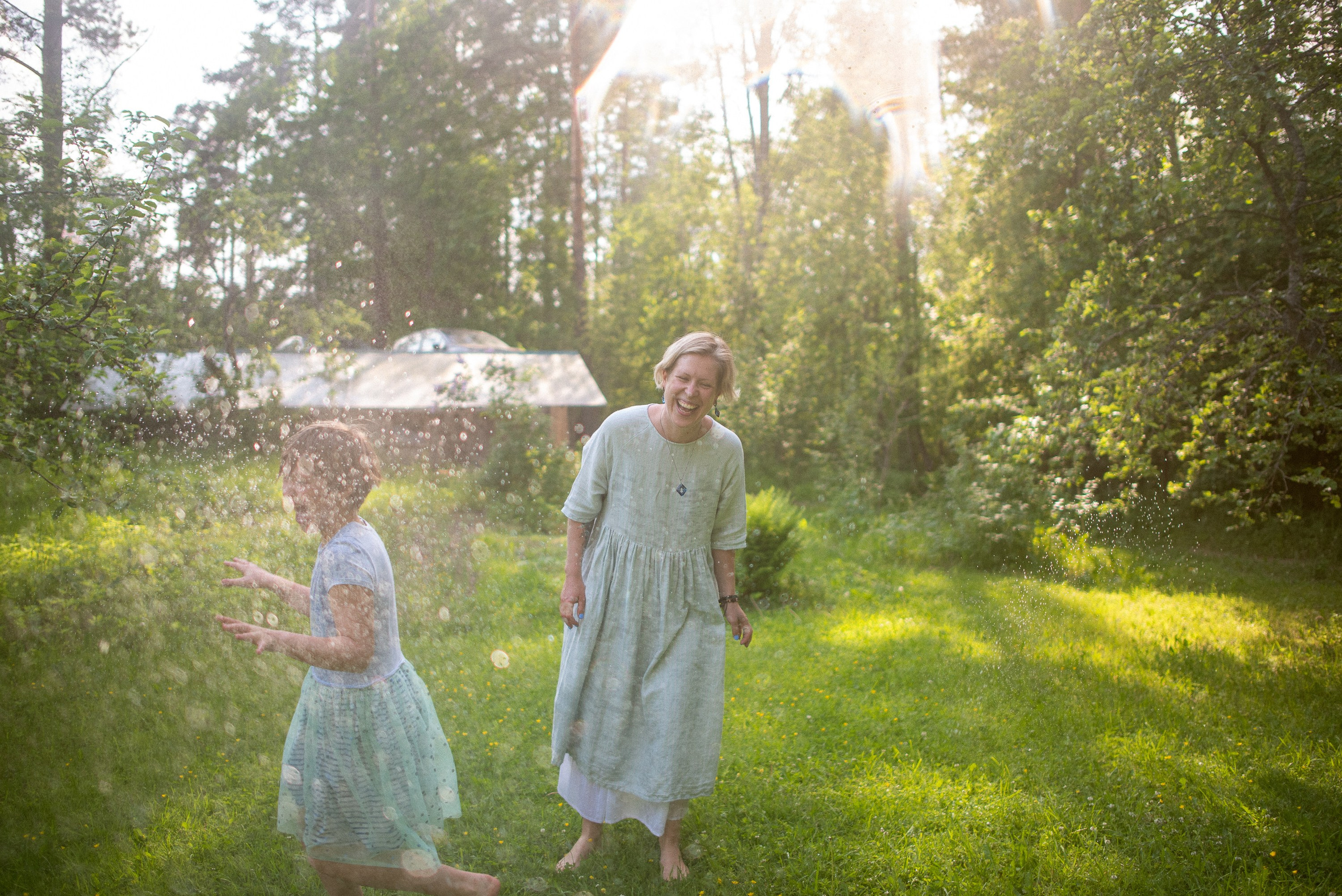 A Single Summer Day. Documentary family photography in Barcelona and beyond