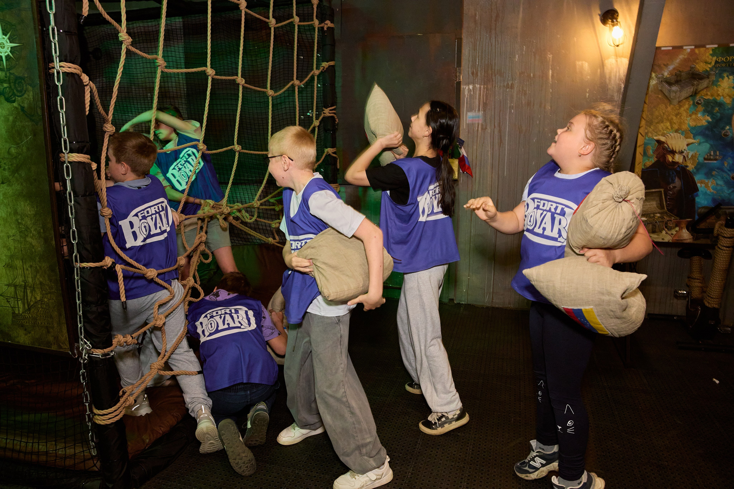 Фотосъёмка квестов и квест-шоу. Предметный и репортажный фотограф Алексей Кротов