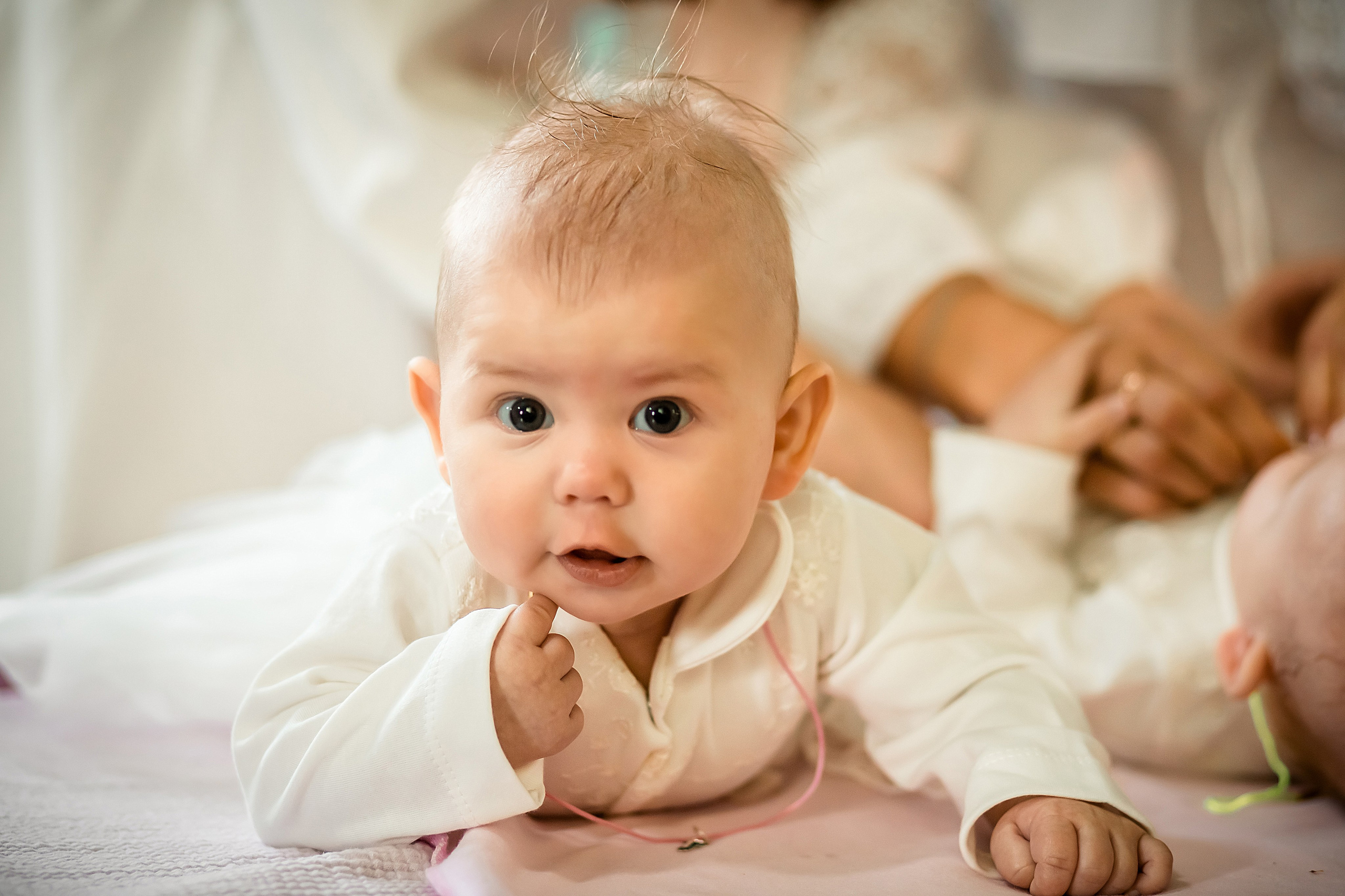 Крещение Милании и Эмилии