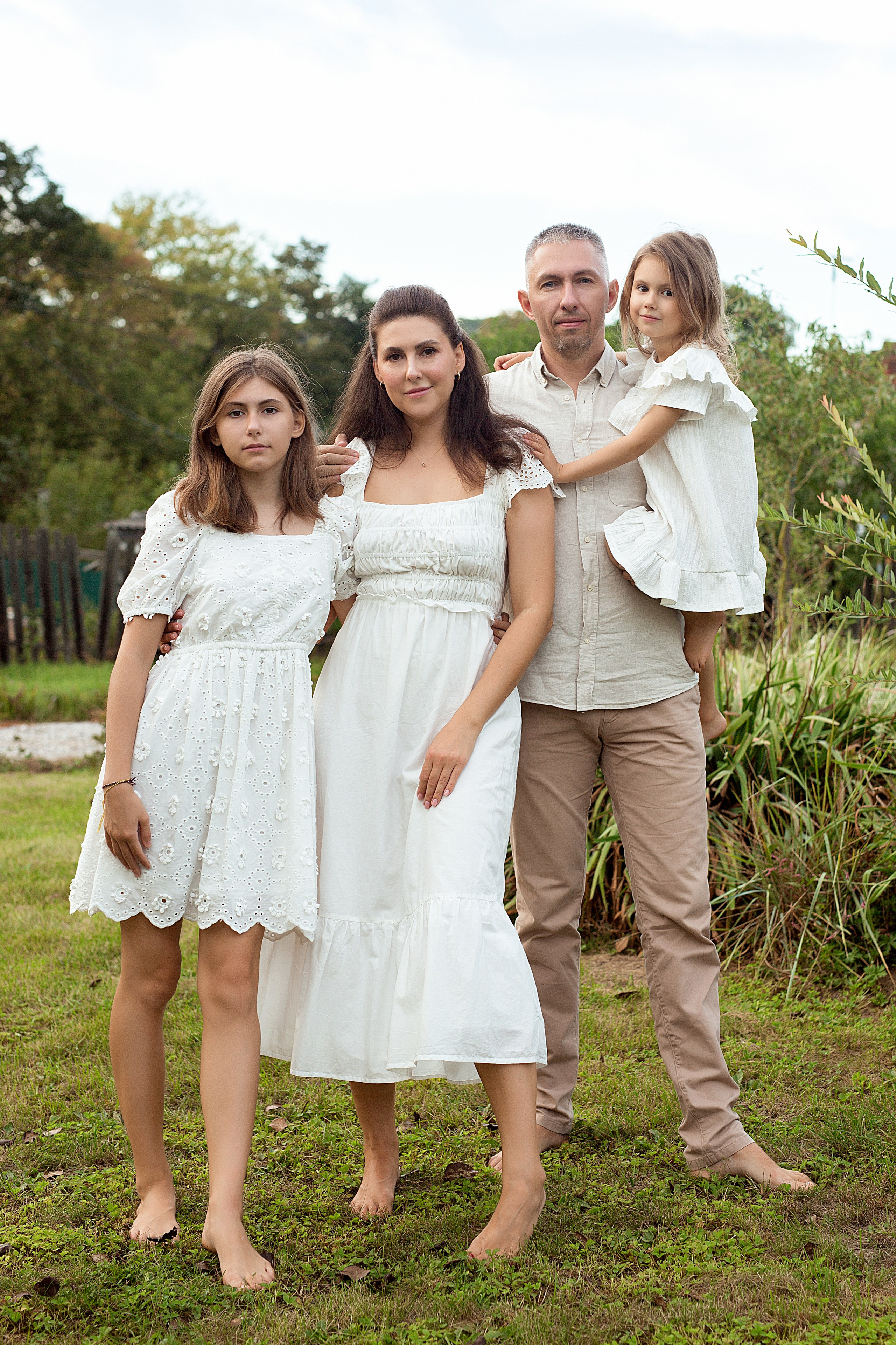 Евгений и Анастасия с родными. Людмила Далидович топовый семейный фотограф Находка/Владивосток