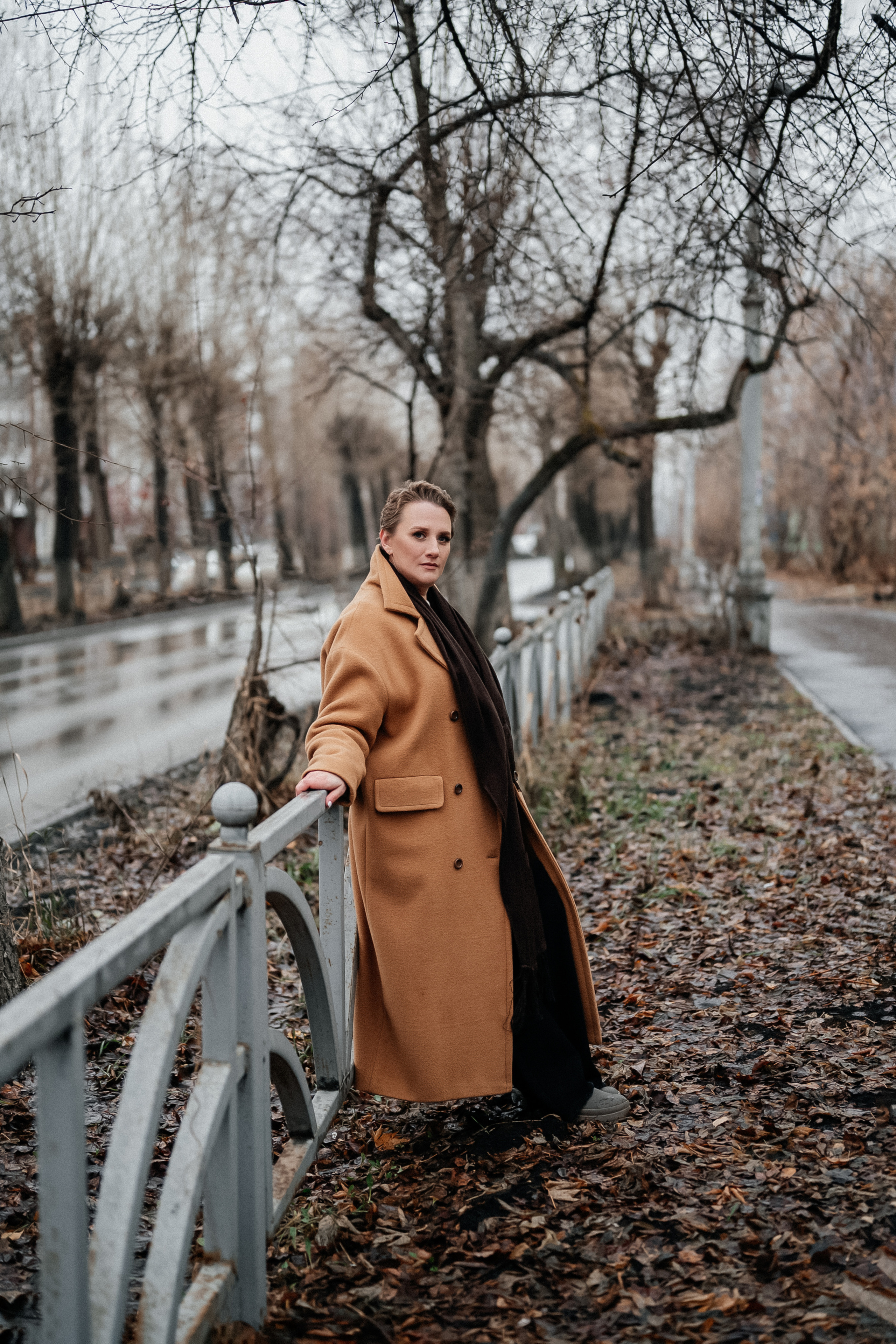 Портретная фотоссесия на улице после дождя. Семейный свадебный фотограф Екатеринбург Первоуральск Шарнина Алёна