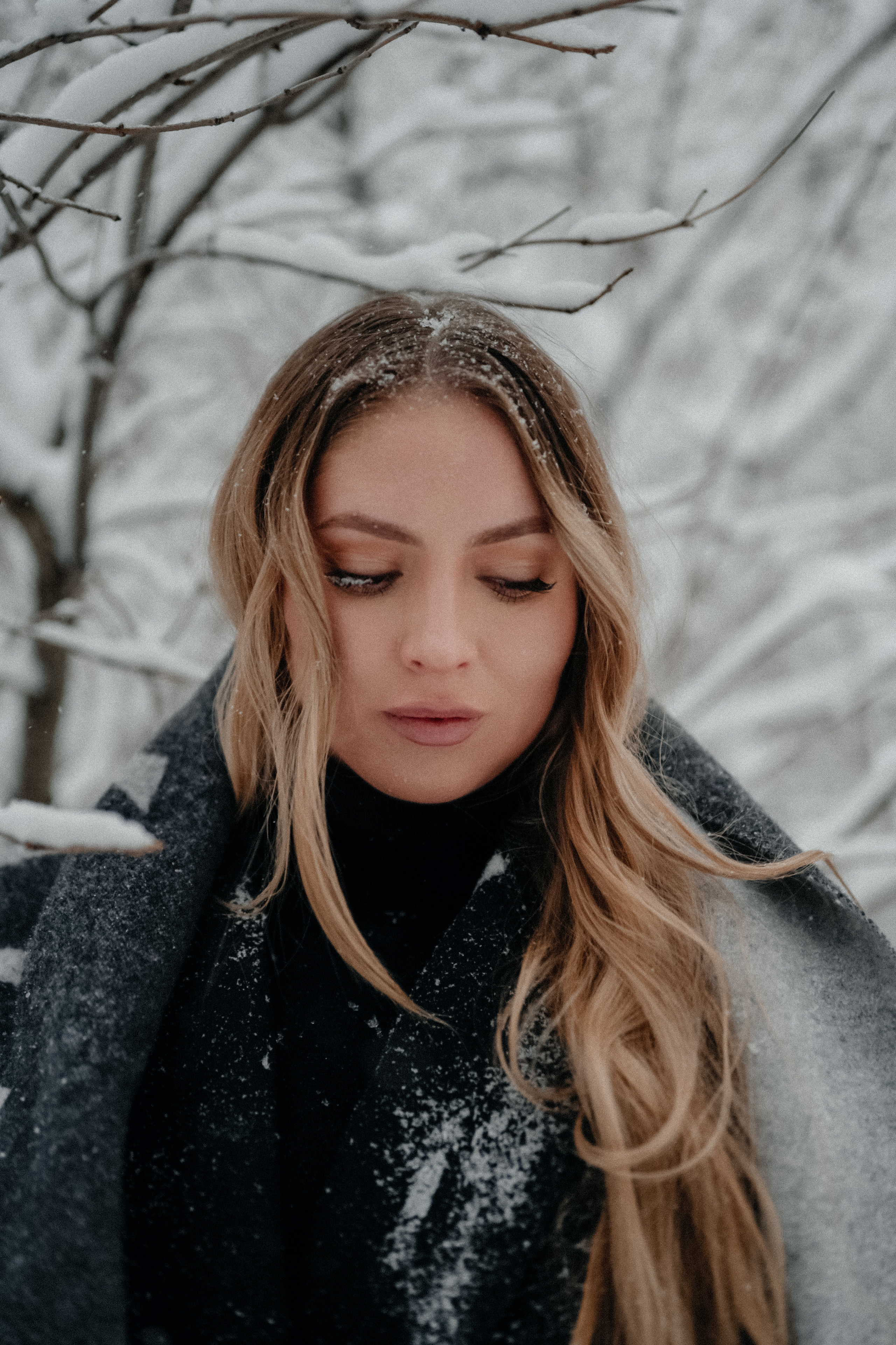 Фотосессия в заснеженном городе. Семейный свадебный фотограф Екатеринбург Первоуральск Шарнина Алёна