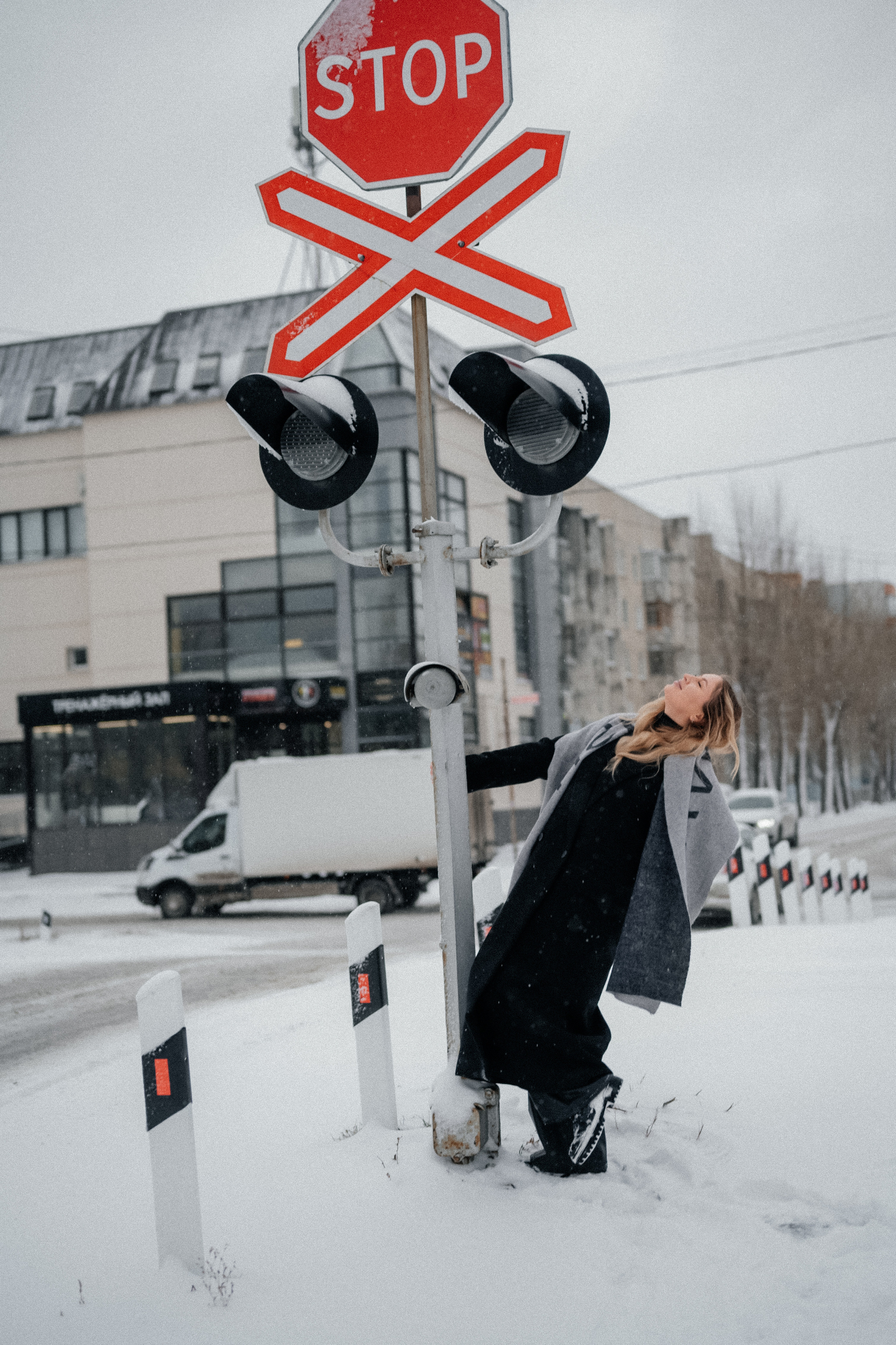 Фотосессия в заснеженном городе. Семейный свадебный фотограф Екатеринбург Первоуральск Шарнина Алёна