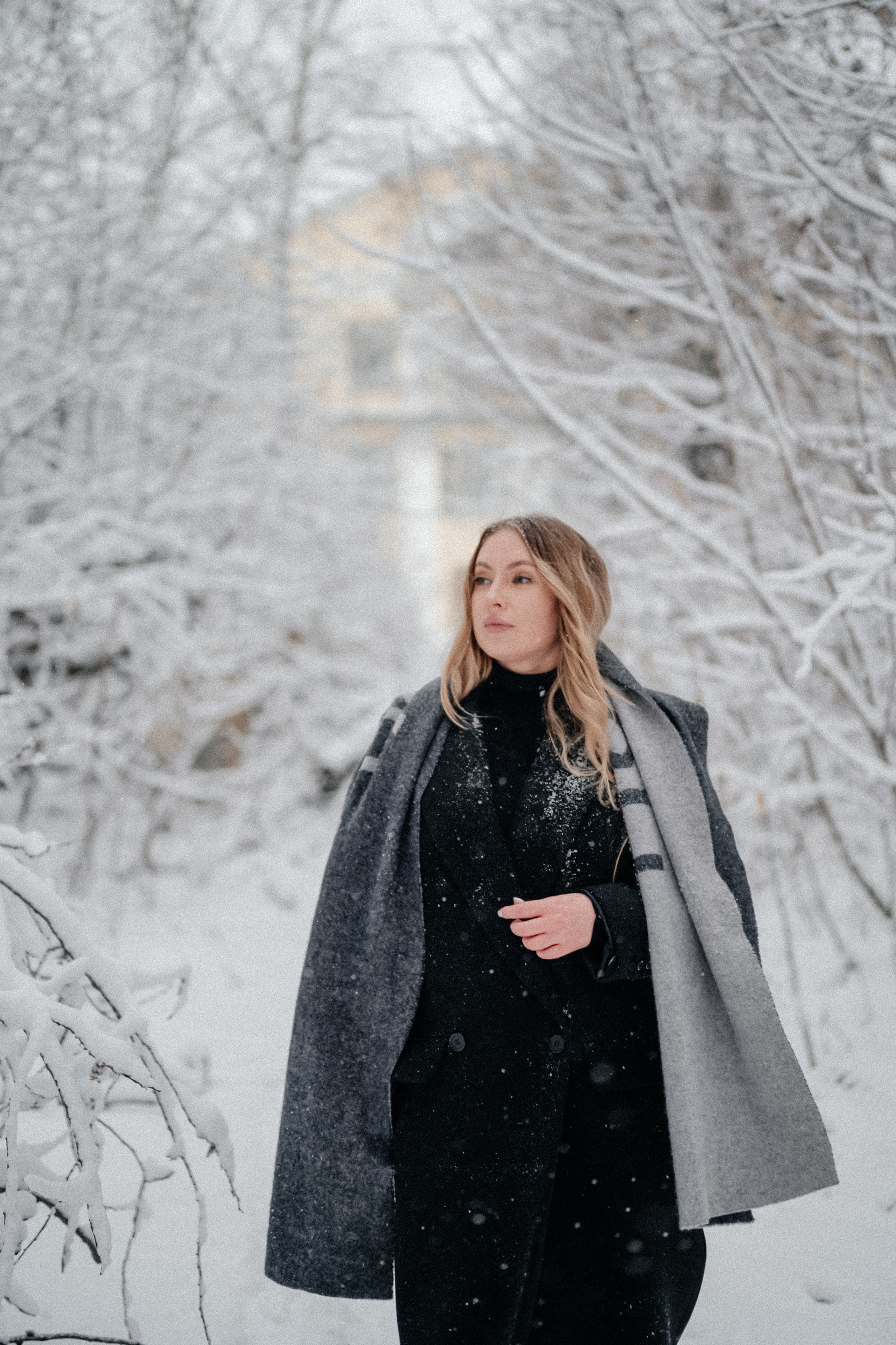 Фотосессия в заснеженном городе. Семейный свадебный фотограф Екатеринбург Первоуральск Шарнина Алёна