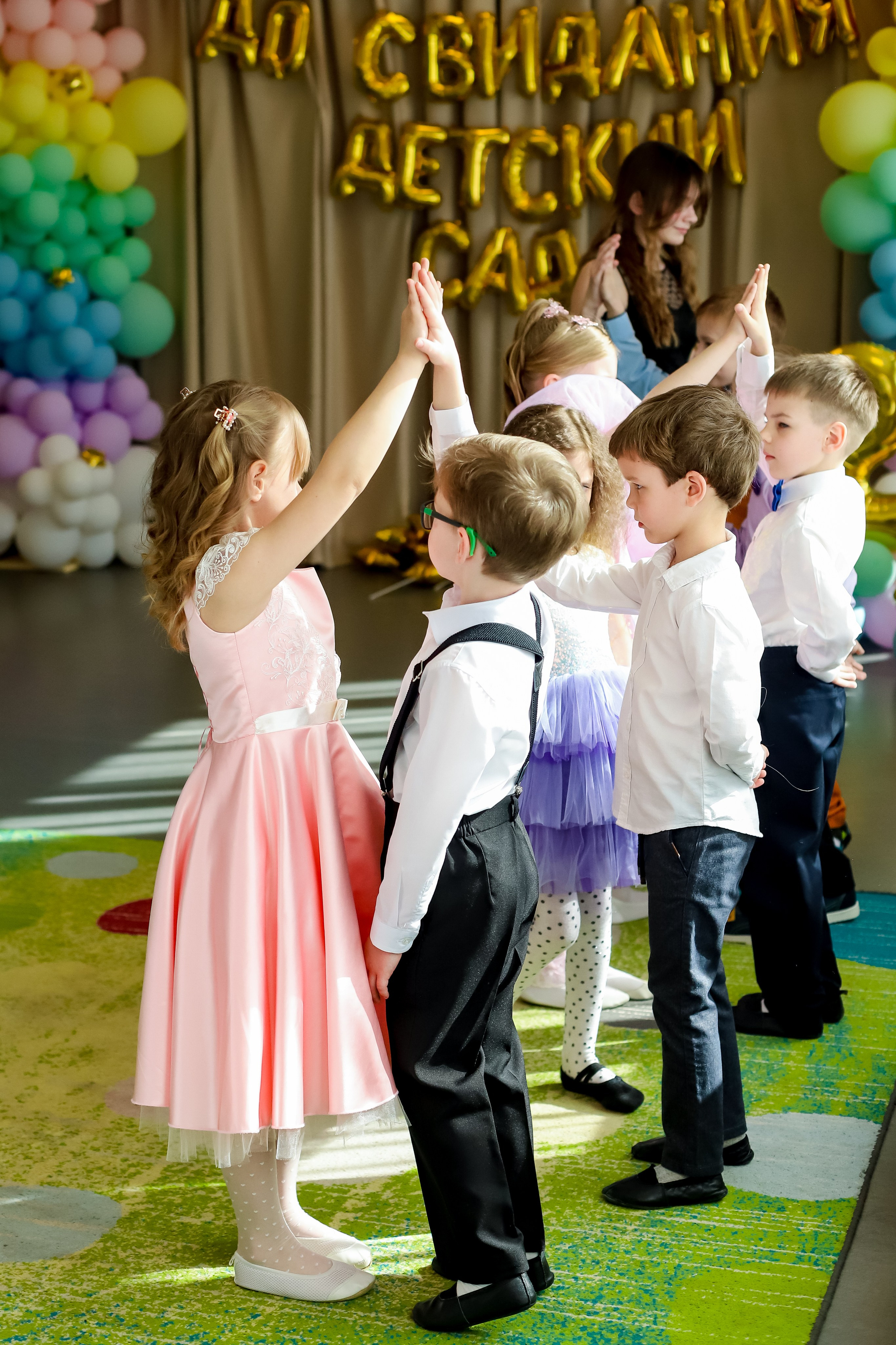Съёмки праздников и выпускных в детских садиках и школах. Семейный и детский фотограф Эльвира Билибина