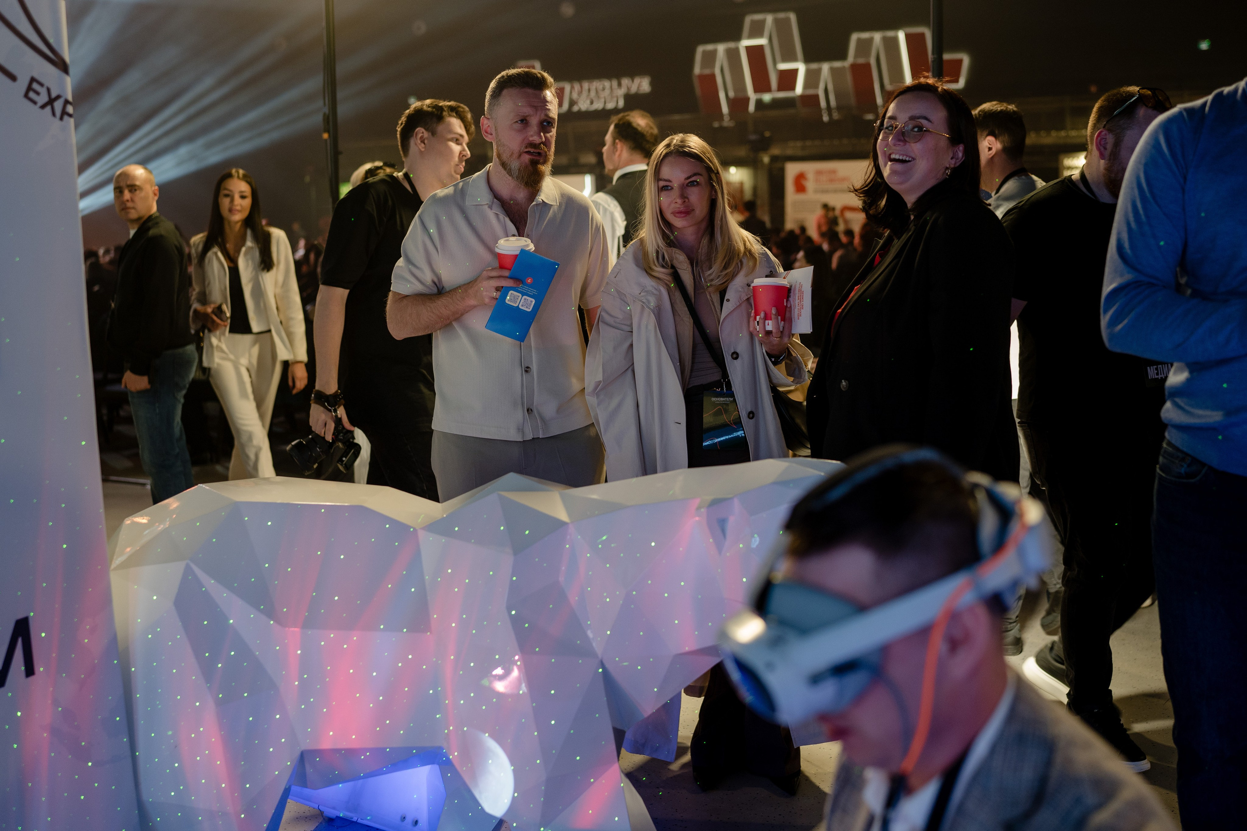 Конференция ОСНОВАТЕЛИ ЛАЙФ в MTS LIVE HALL. Репортажный фотограф в Москве Саша Дружинина