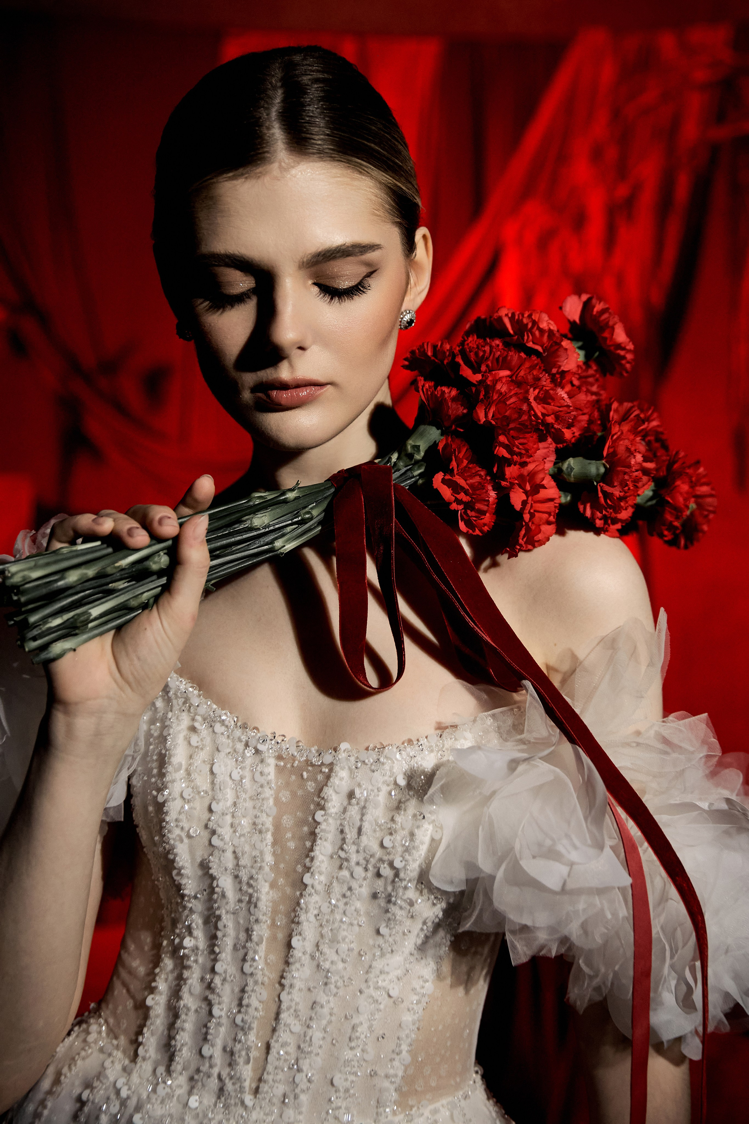 Red. Свадебный фотограф в Красноярске Владимир Ятмасов